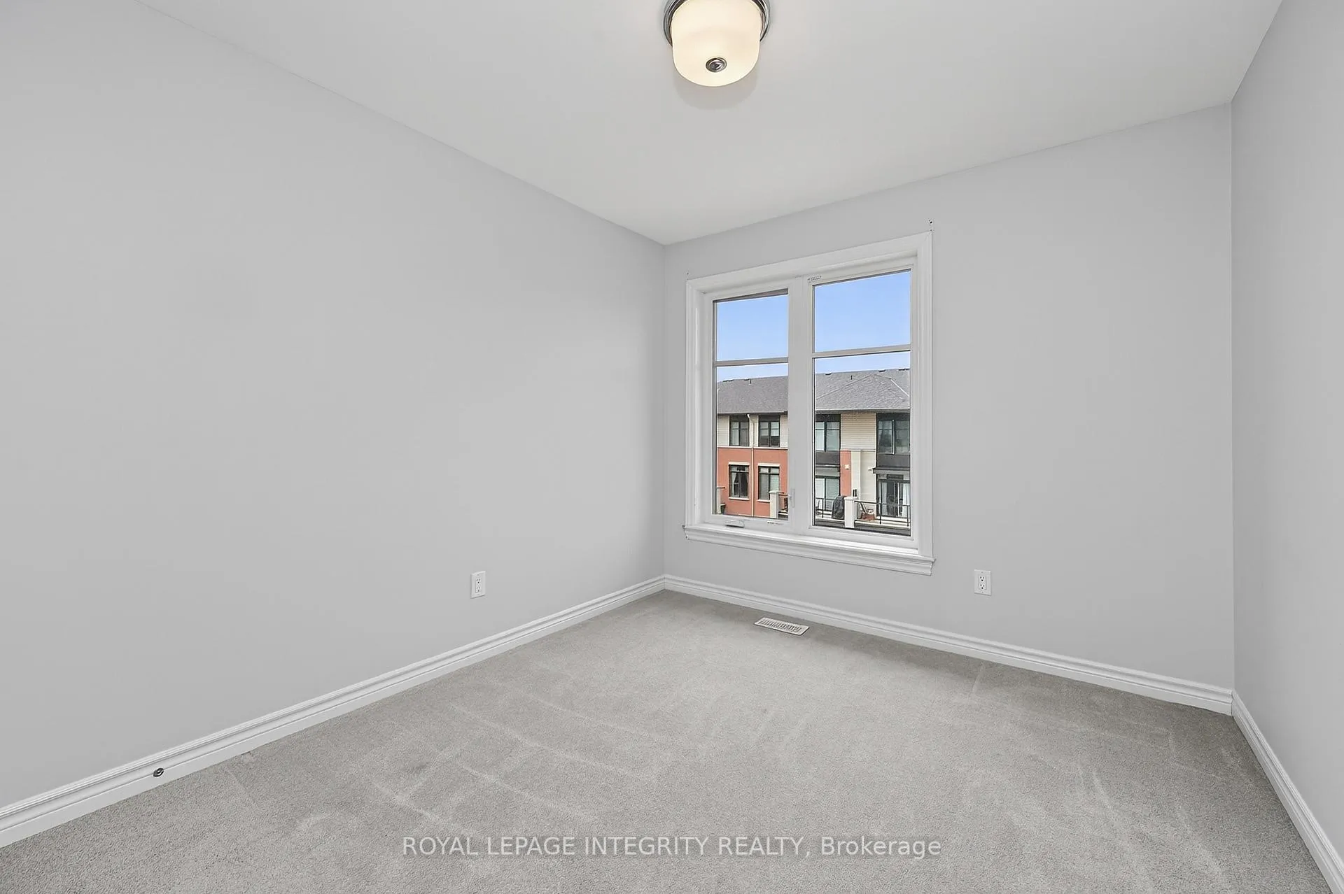 Photo 33 of 520 Stadacone Row, Ottawa, Camelot — HOMEH