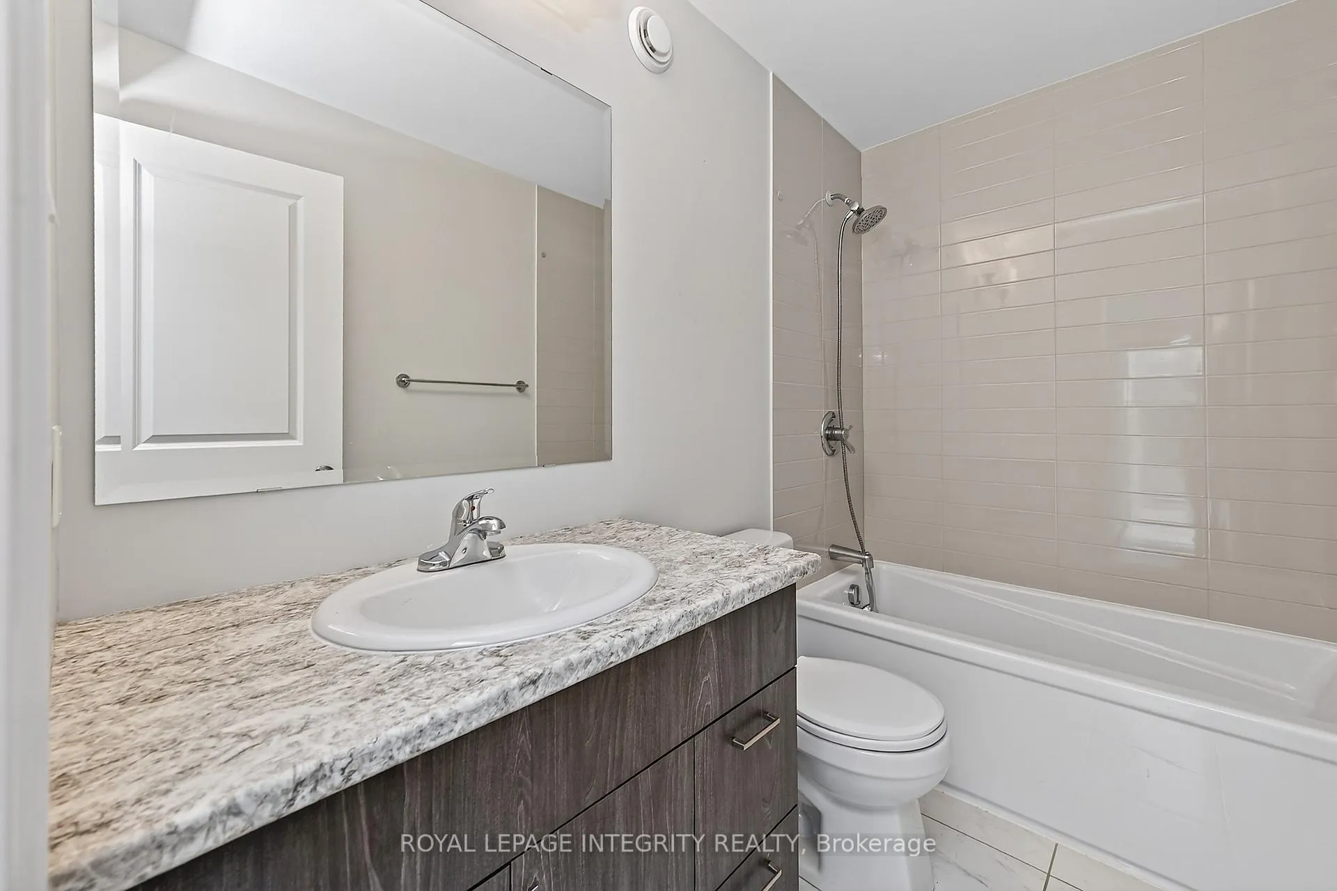 Photo 35 of 520 Stadacone Row, Ottawa, Camelot — HOMEH