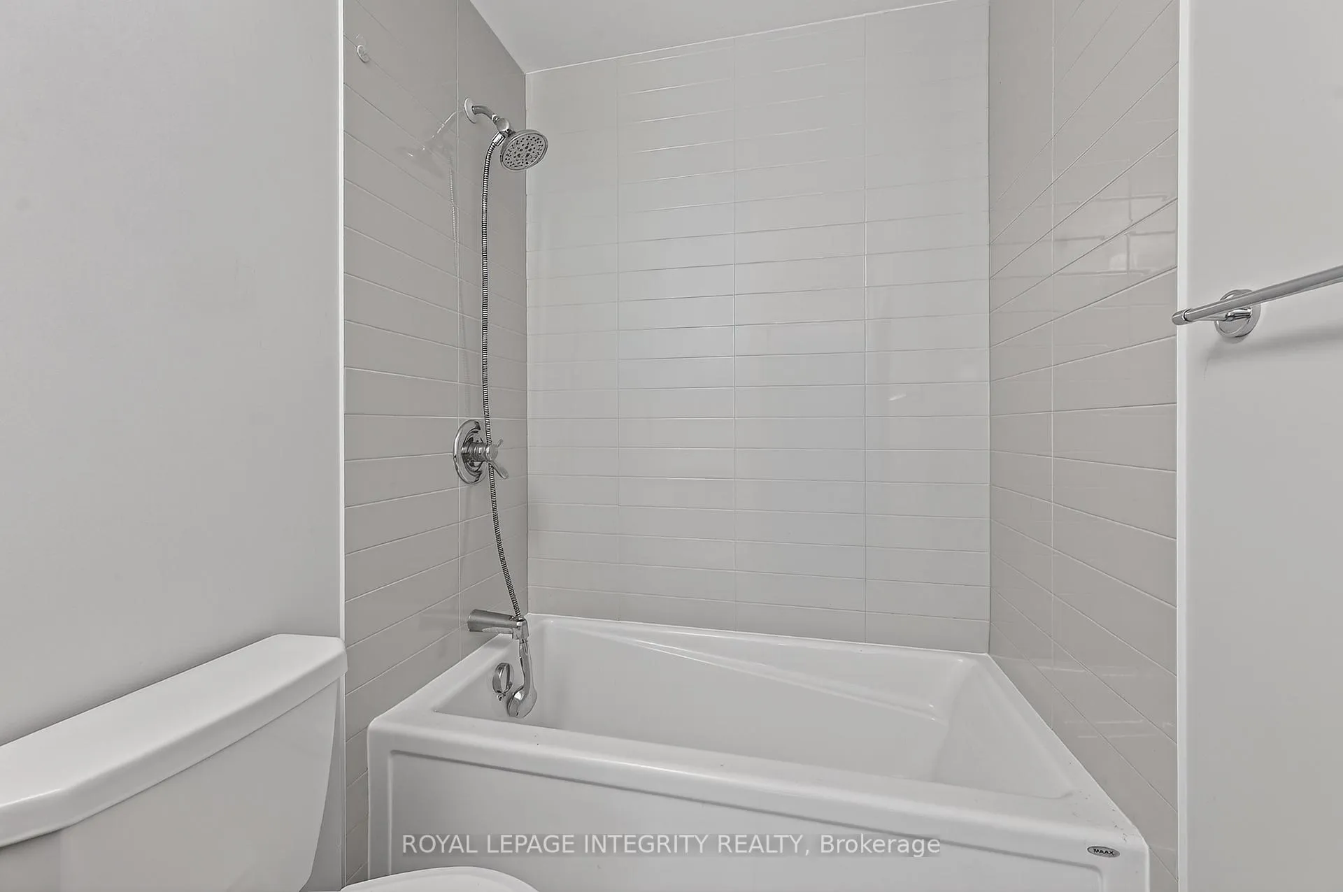 Photo 37 of 520 Stadacone Row, Ottawa, Camelot — HOMEH