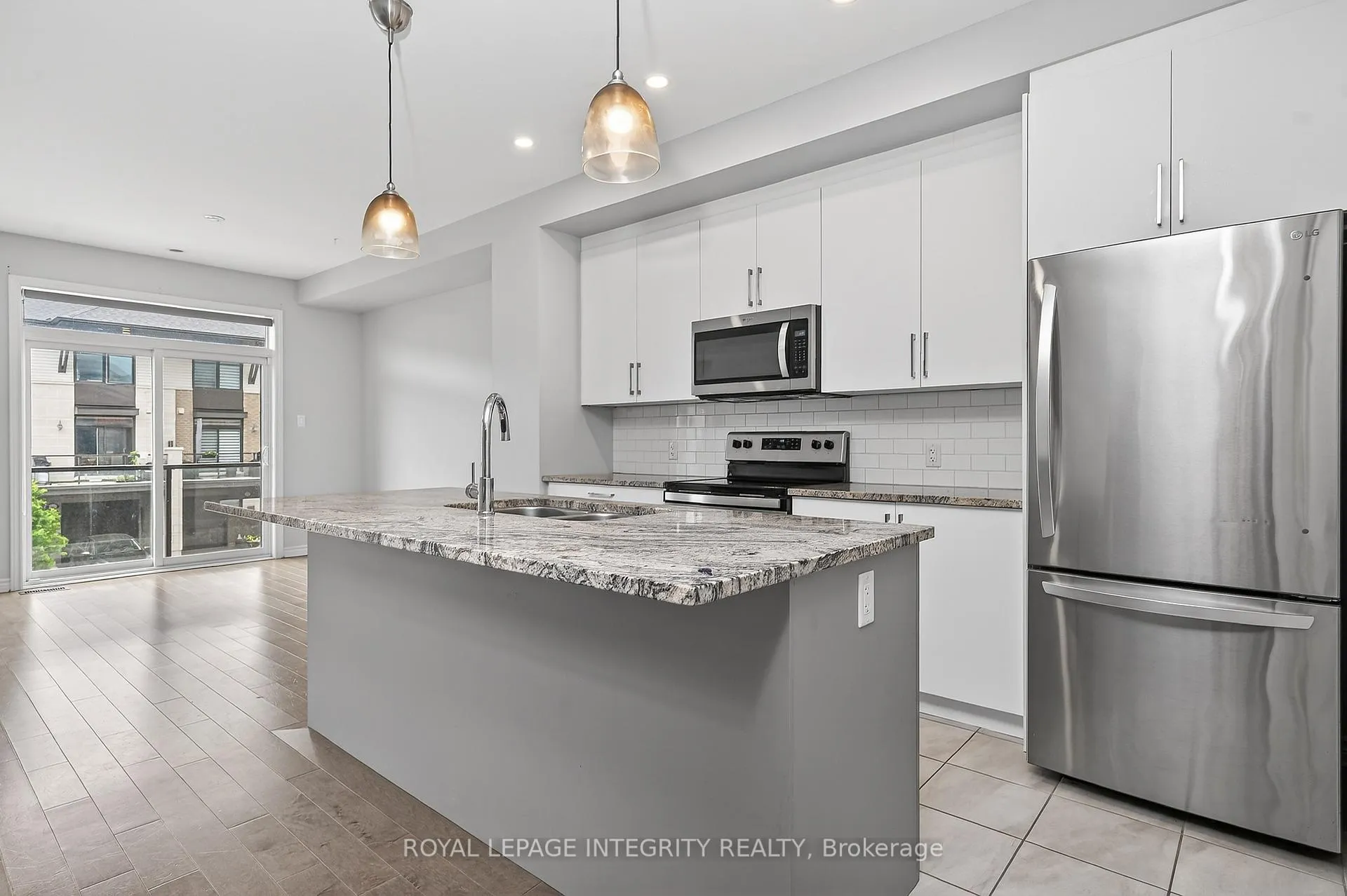Photo 42 of 520 Stadacone Row, Ottawa, Camelot — HOMEH