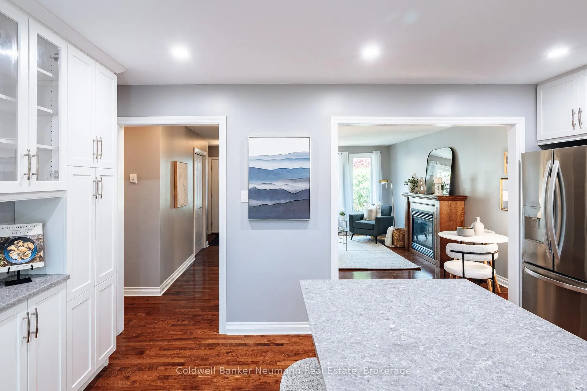 Photo 19 of 16 Suzanna Drive, Guelph, Willow West/Sugarbush/West Acres — HOMEH