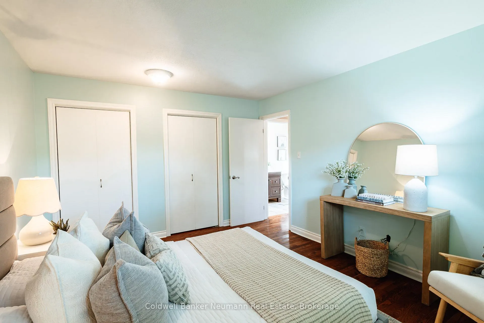 Photo 26 of 16 Suzanna Drive, Guelph, Willow West/Sugarbush/West Acres — HOMEH