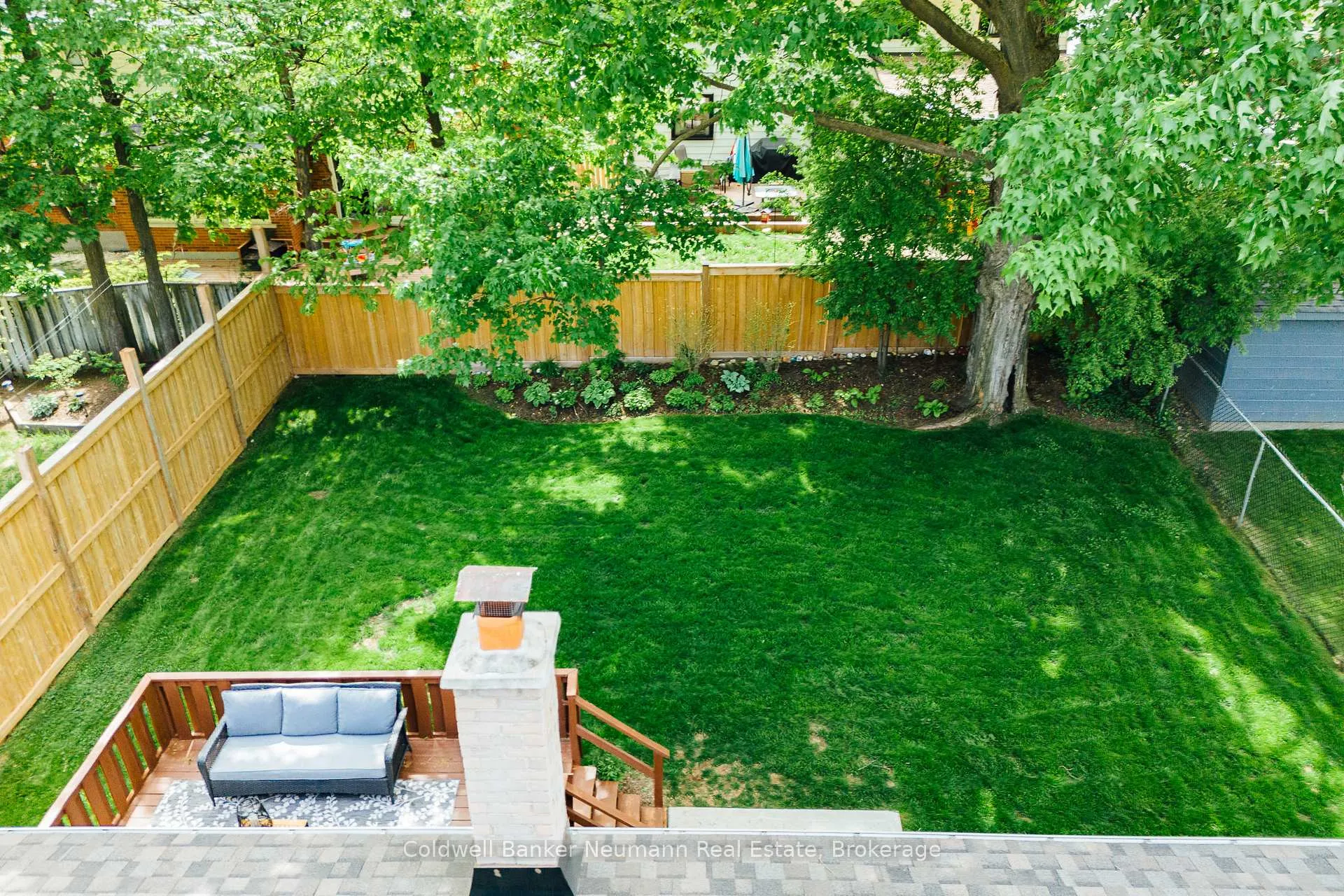 Photo 44 of 16 Suzanna Drive, Guelph, Willow West/Sugarbush/West Acres — HOMEH