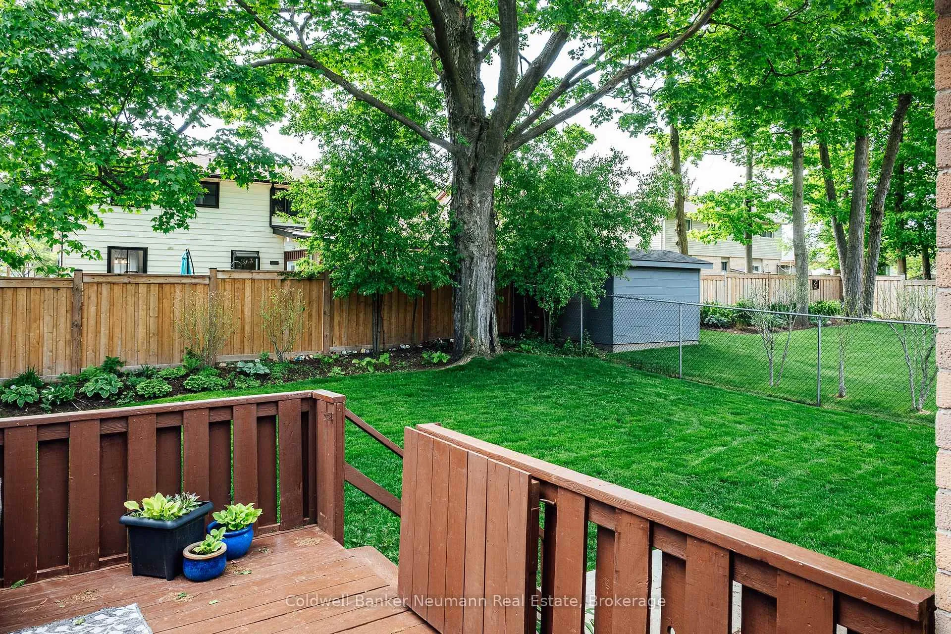 Photo 46 of 16 Suzanna Drive, Guelph, Willow West/Sugarbush/West Acres — HOMEH