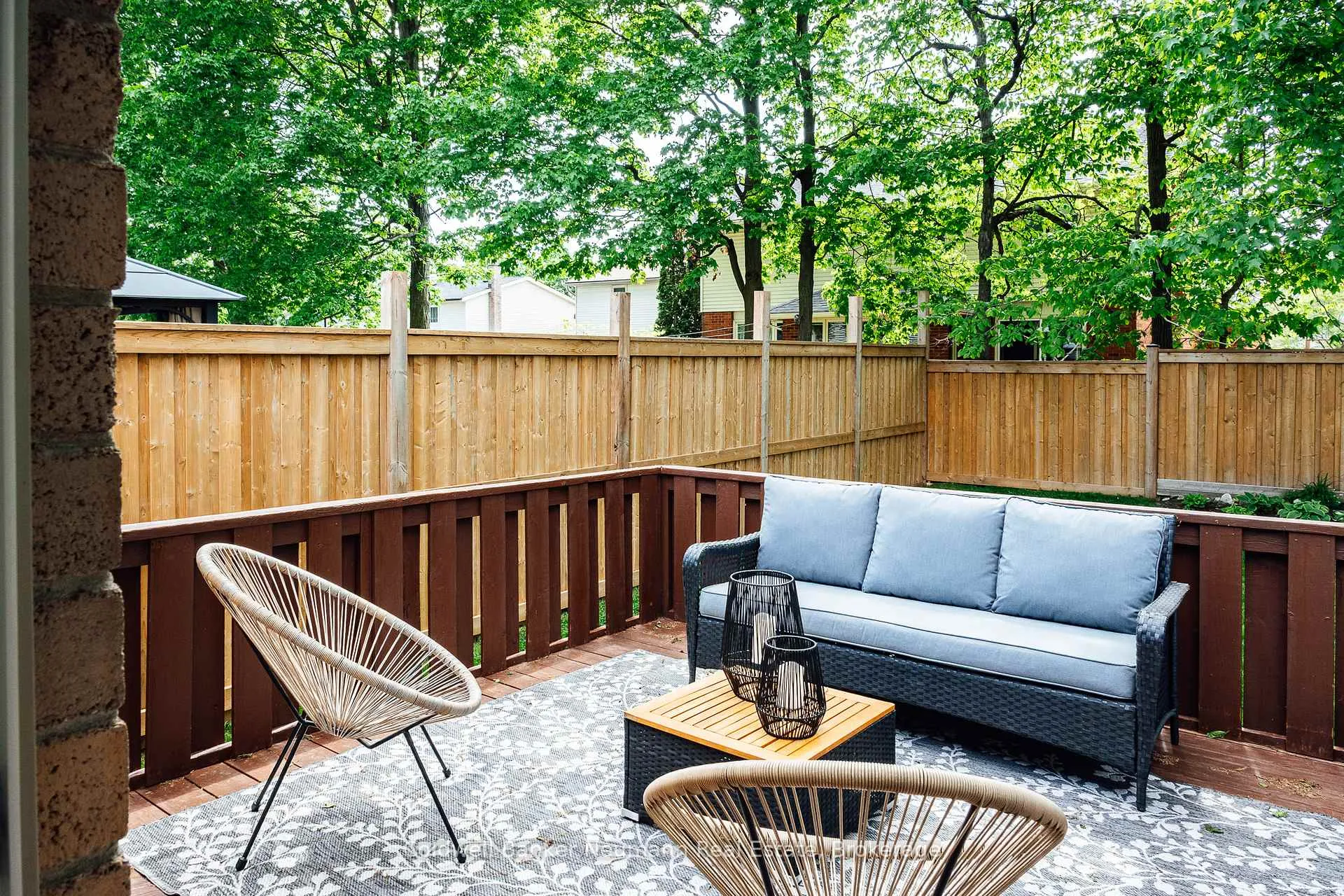 Photo 47 of 16 Suzanna Drive, Guelph, Willow West/Sugarbush/West Acres — HOMEH