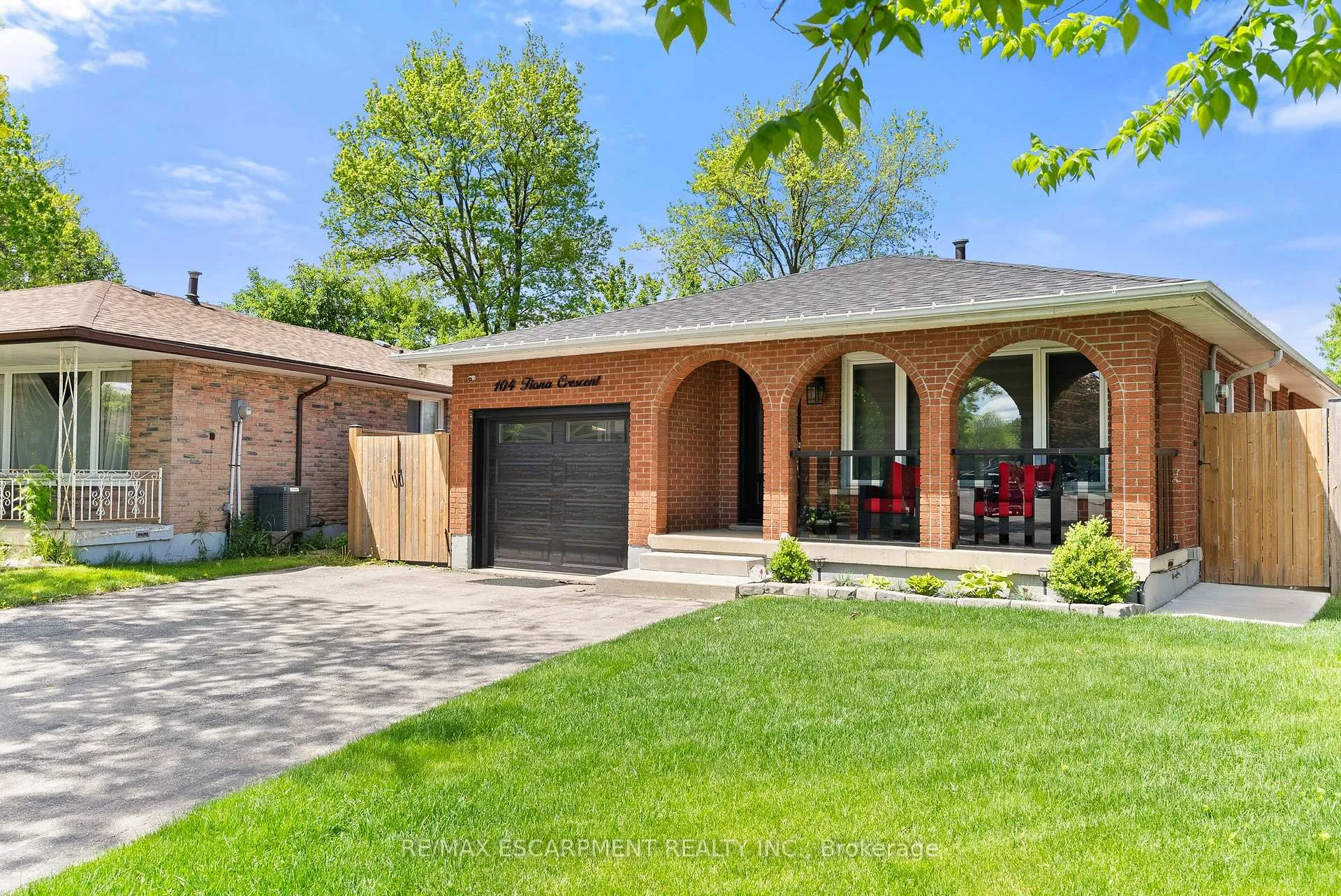 Photo 3 of 104 Fiona Crescent, Hamilton, Gourley — HOMEH