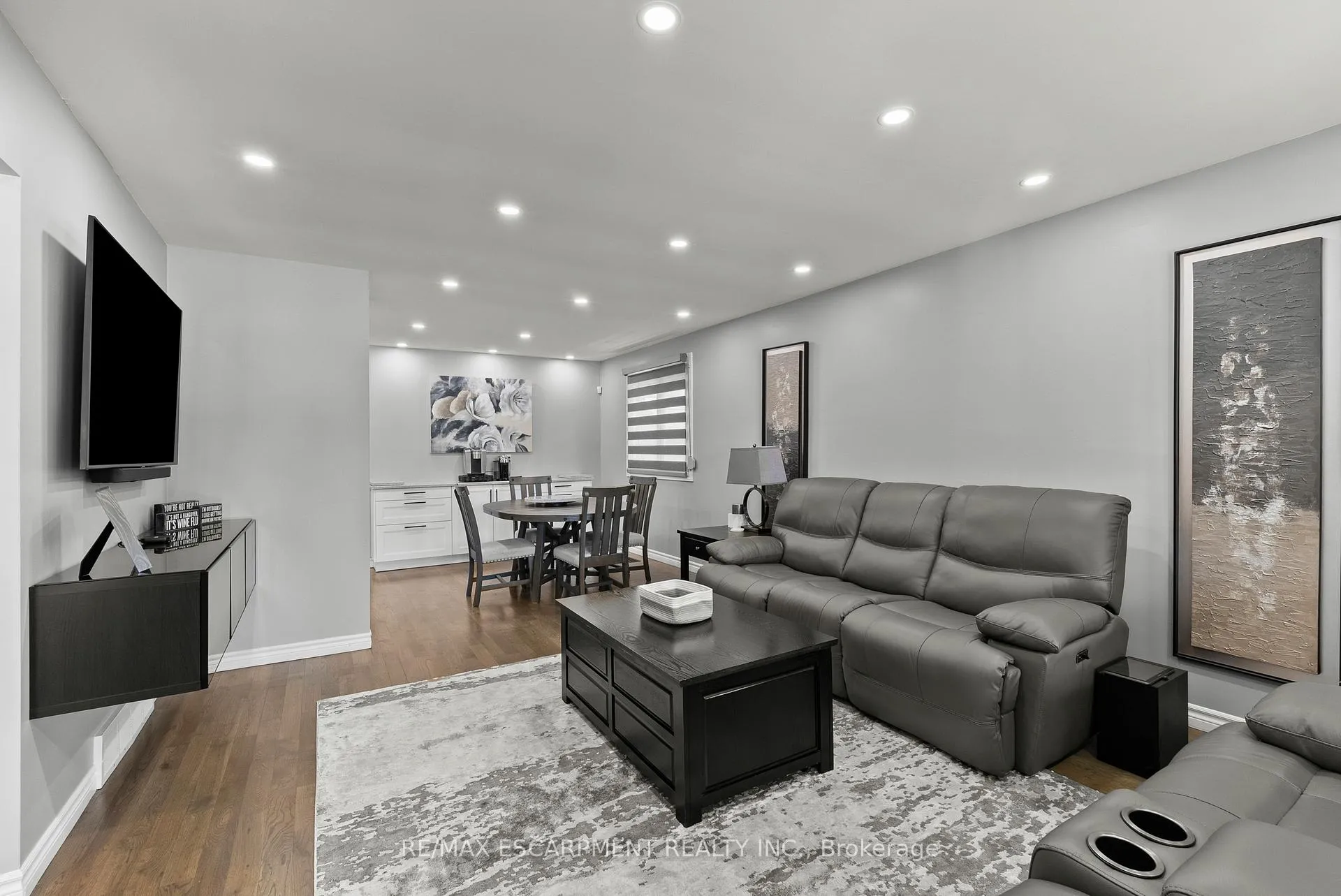 Photo 9 of 104 Fiona Crescent, Hamilton, Gourley — HOMEH