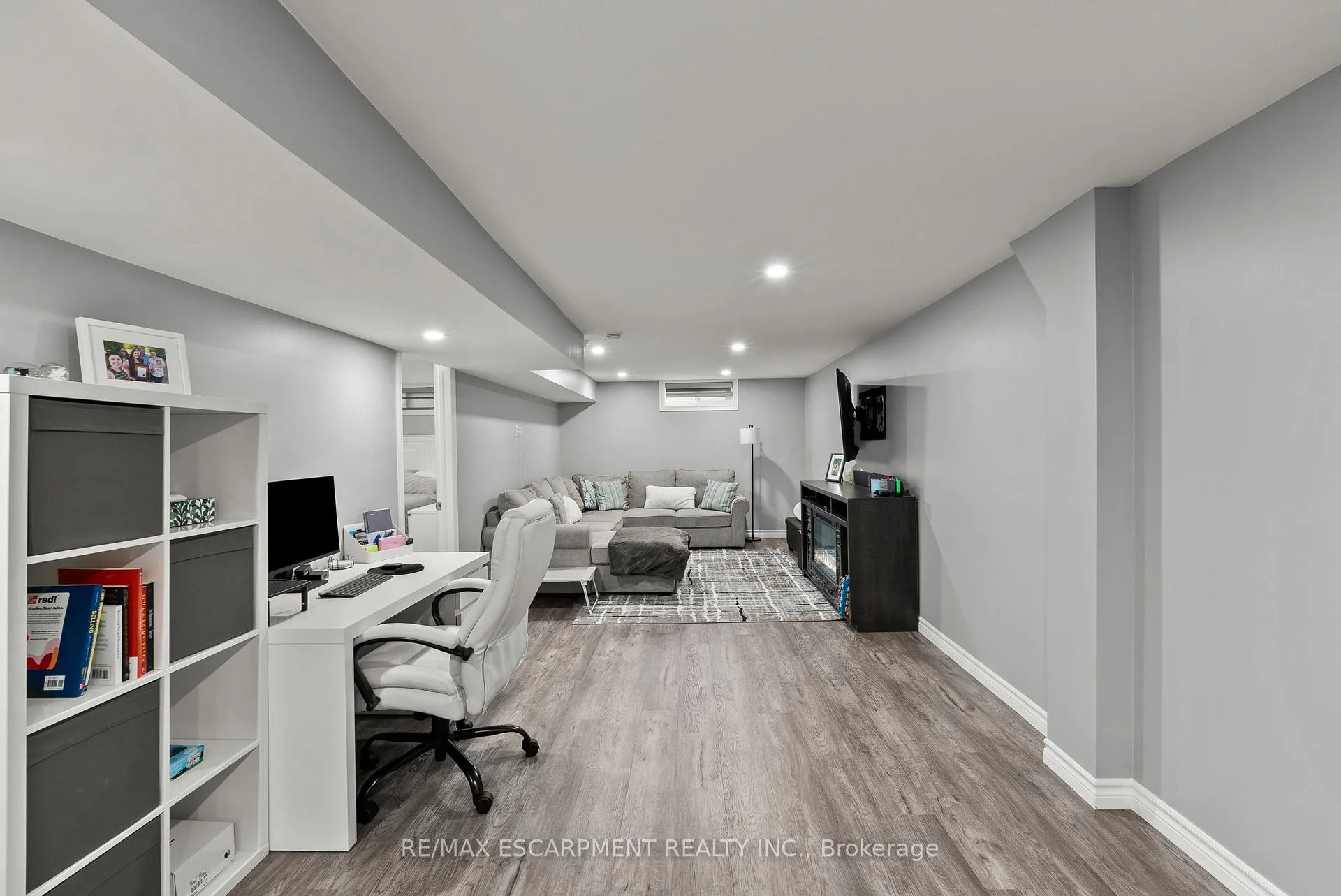 Photo 23 of 104 Fiona Crescent, Hamilton, Gourley — HOMEH