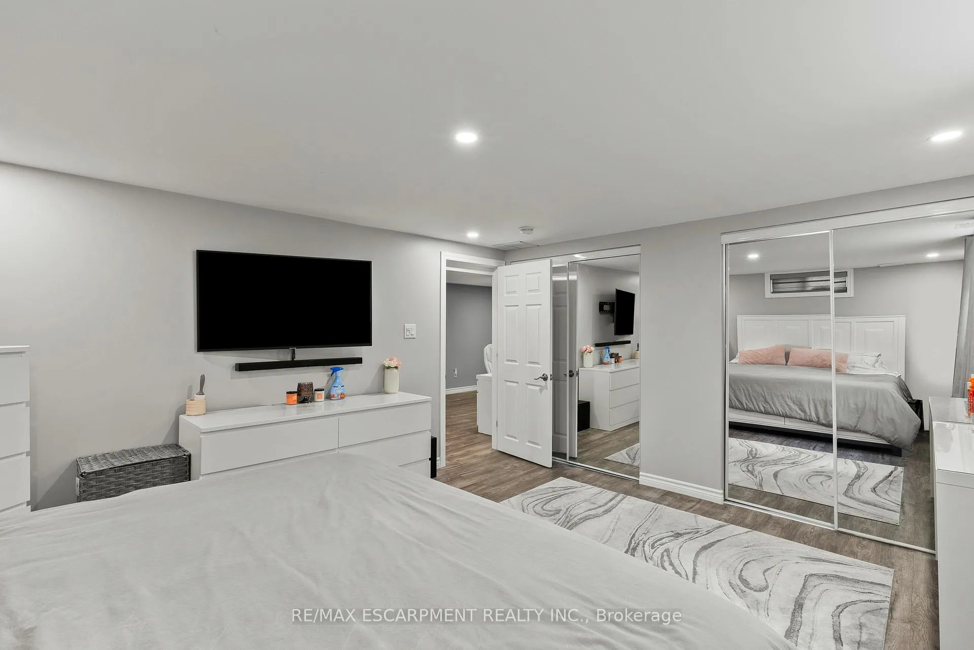 Photo 31 of 104 Fiona Crescent, Hamilton, Gourley — HOMEH