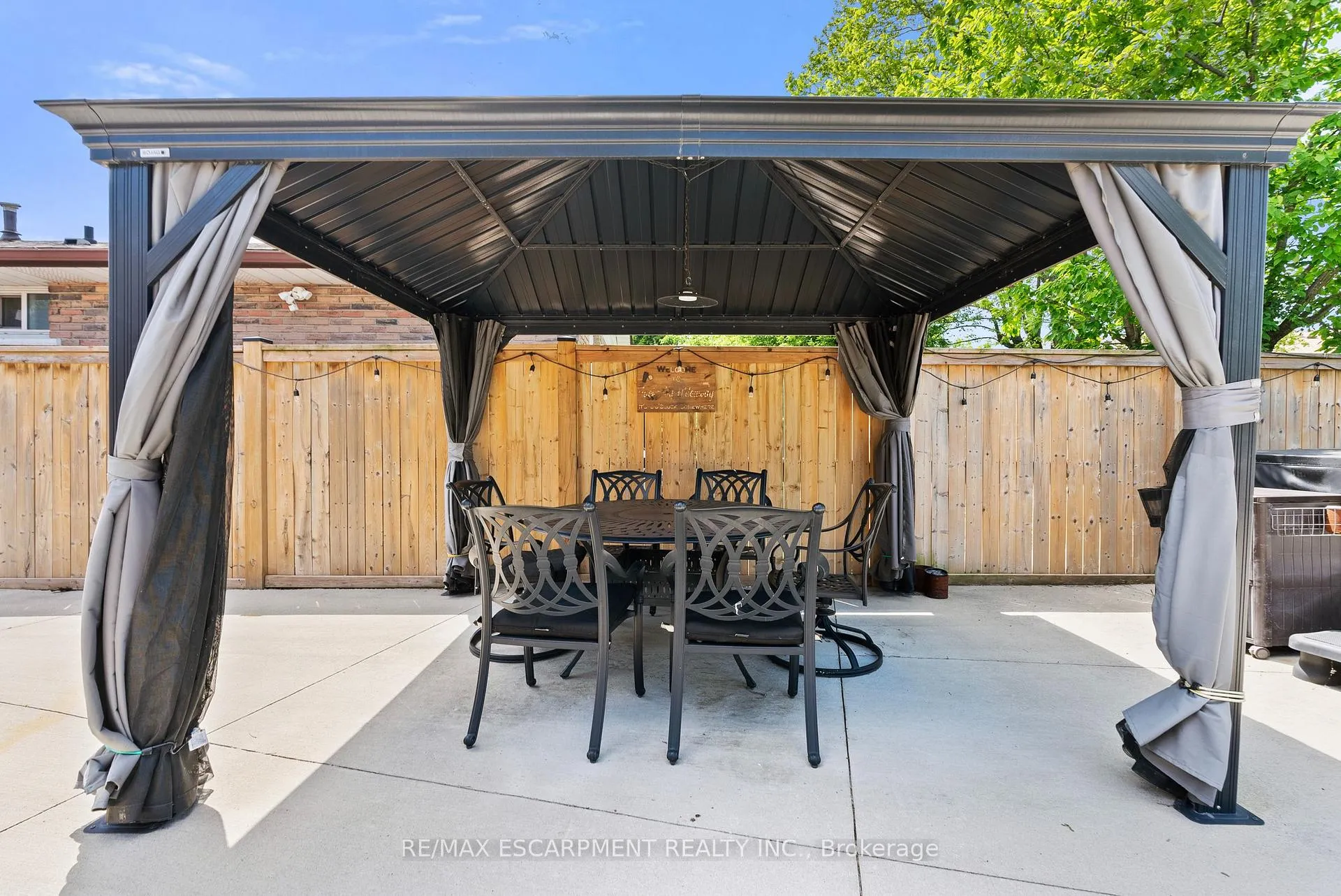 Photo 43 of 104 Fiona Crescent, Hamilton, Gourley — HOMEH
