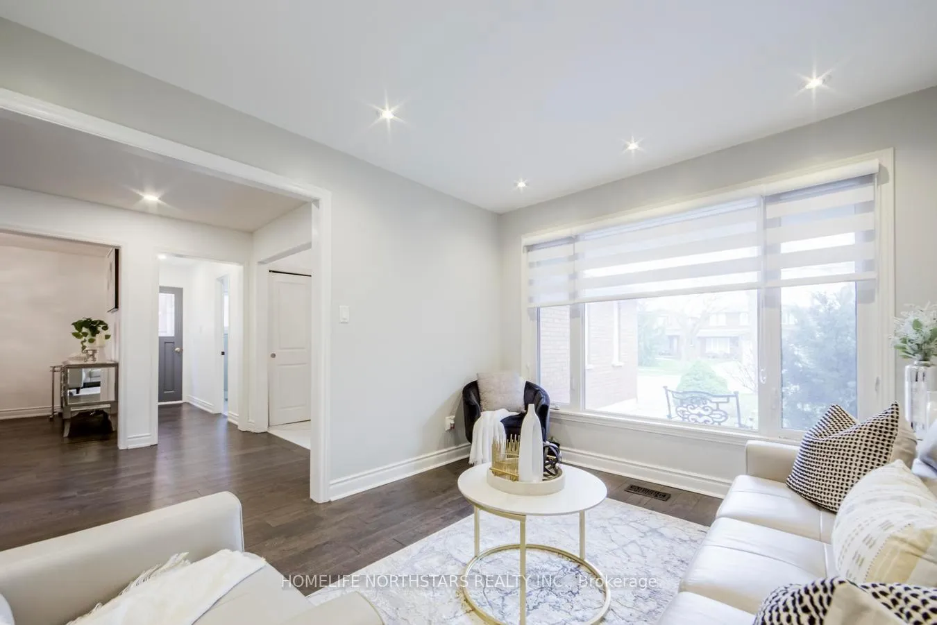 Photo 7 of 34 Nestor Crescent, Vaughan, East Woodbridge — HOMEH