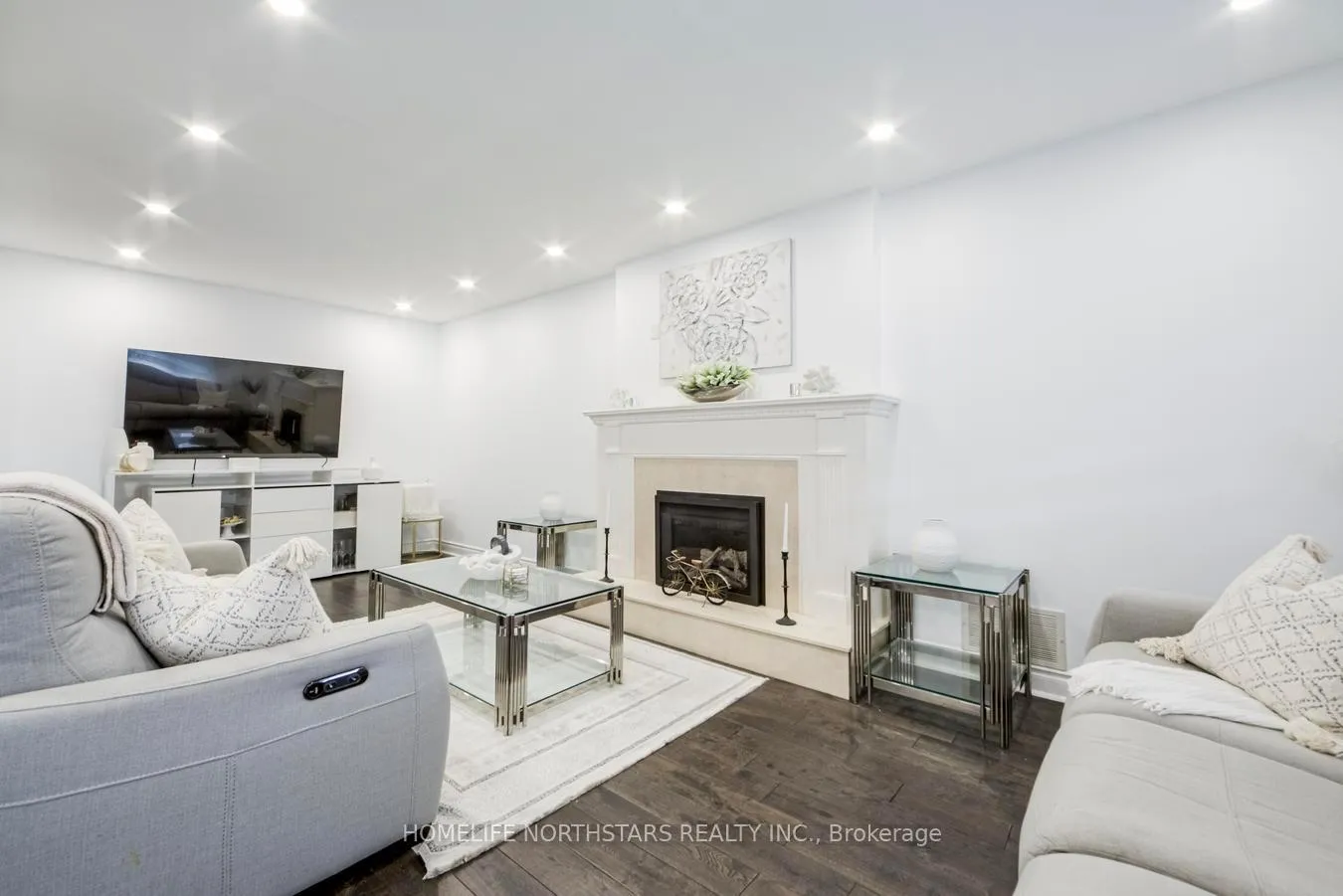 Photo 11 of 34 Nestor Crescent, Vaughan, East Woodbridge — HOMEH