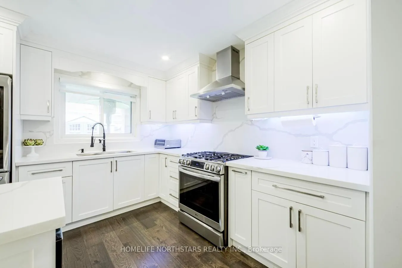 Photo 19 of 34 Nestor Crescent, Vaughan, East Woodbridge — HOMEH