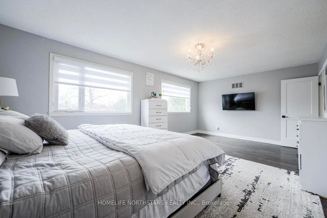Photo 27 of 34 Nestor Crescent, Vaughan, East Woodbridge — HOMEH