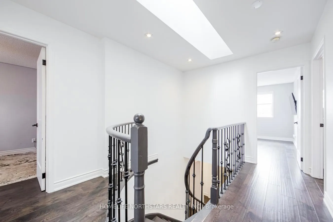 Photo 29 of 34 Nestor Crescent, Vaughan, East Woodbridge — HOMEH