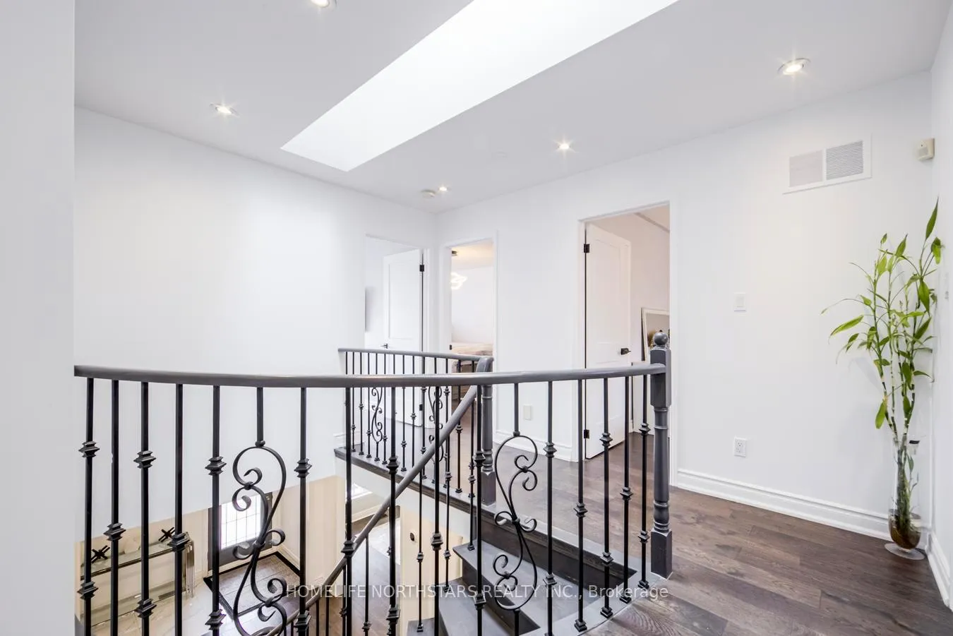 Photo 34 of 34 Nestor Crescent, Vaughan, East Woodbridge — HOMEH