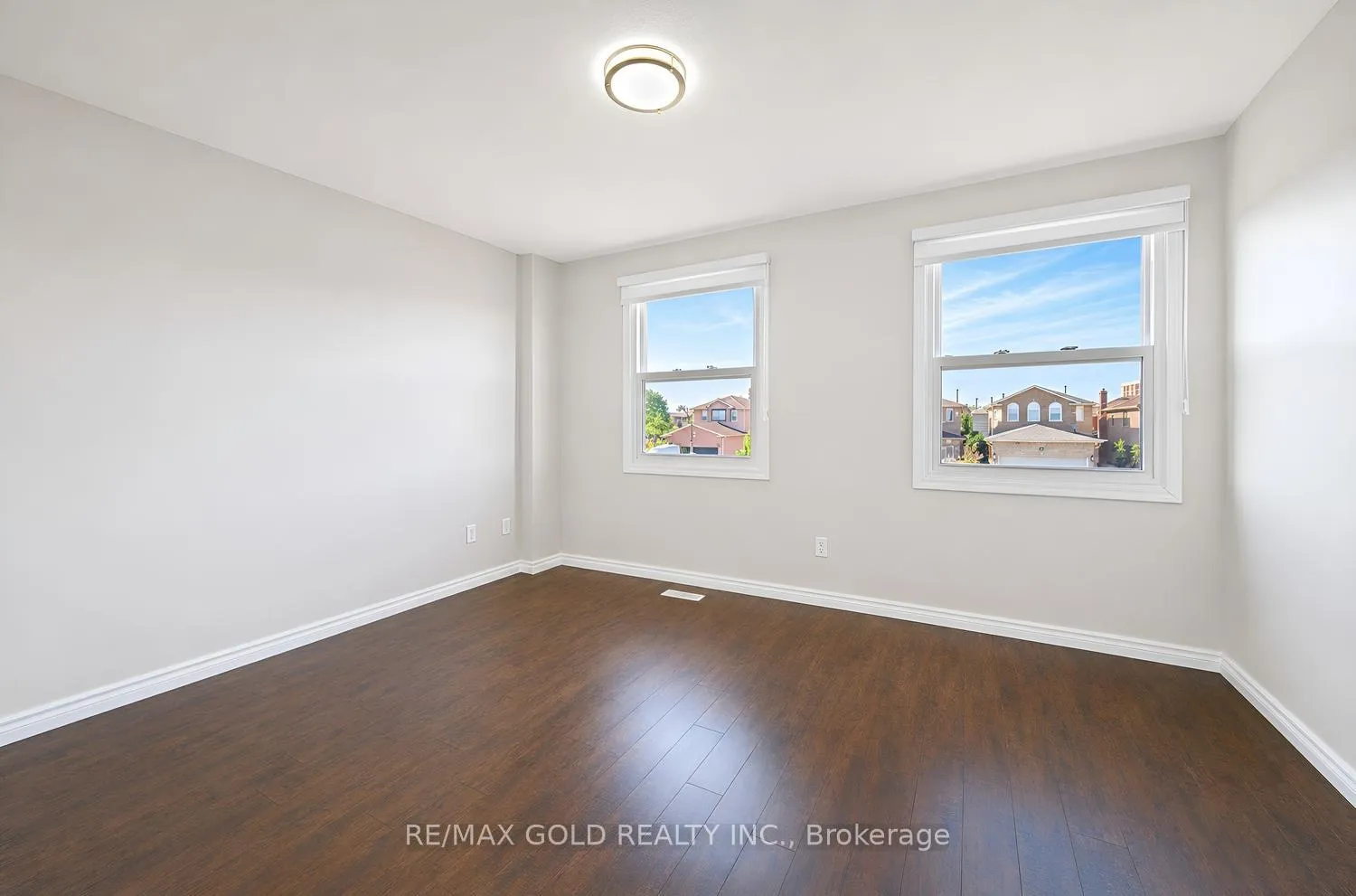 Photo 24 of 5 Ravenswood Drive, Brampton, Fletcher's Creek South — HOMEH