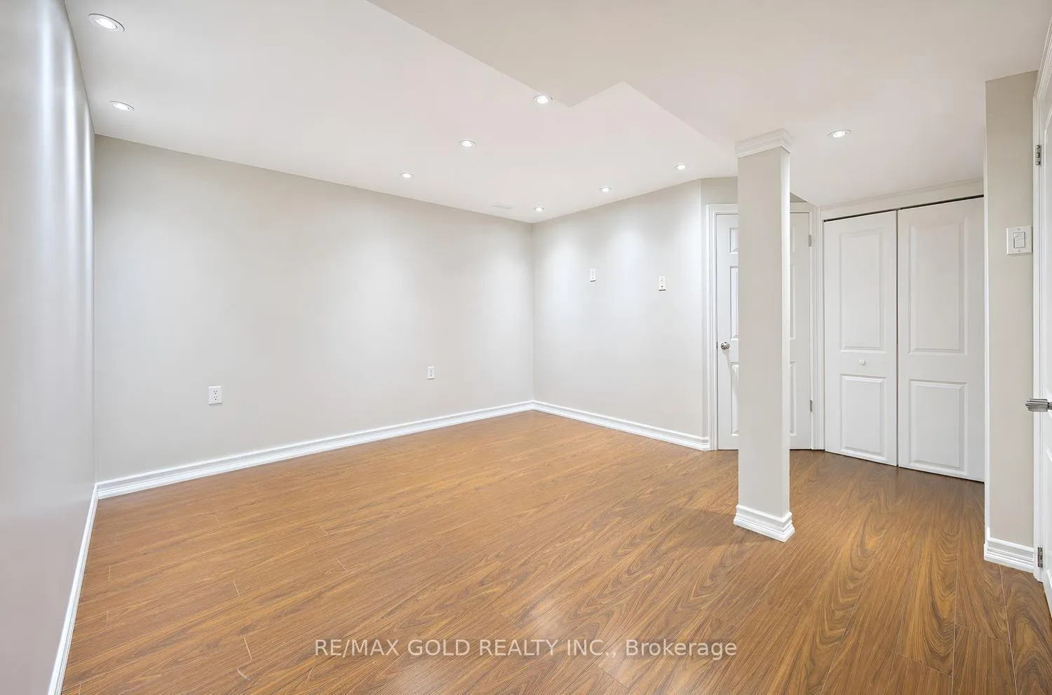 Photo 29 of 5 Ravenswood Drive, Brampton, Fletcher's Creek South — HOMEH