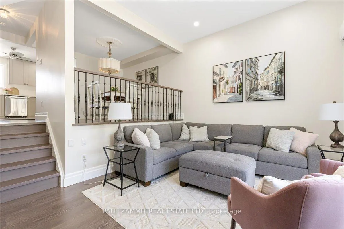 Photo 3 of Unit 54, 141 Clark Avenue, Markham, Thornhill — HOMEH