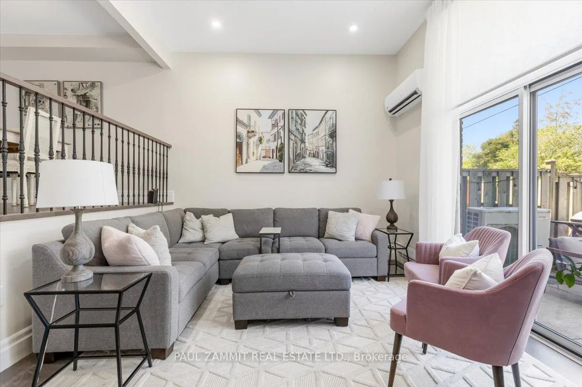 Photo 5 of Unit 54, 141 Clark Avenue, Markham, Thornhill — HOMEH