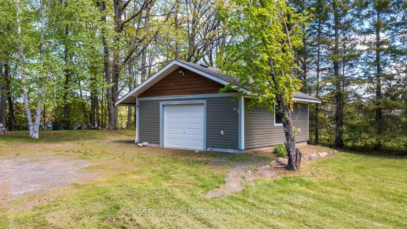Photo 11 of 48 White Birch Drive, Seguin — HOMEH