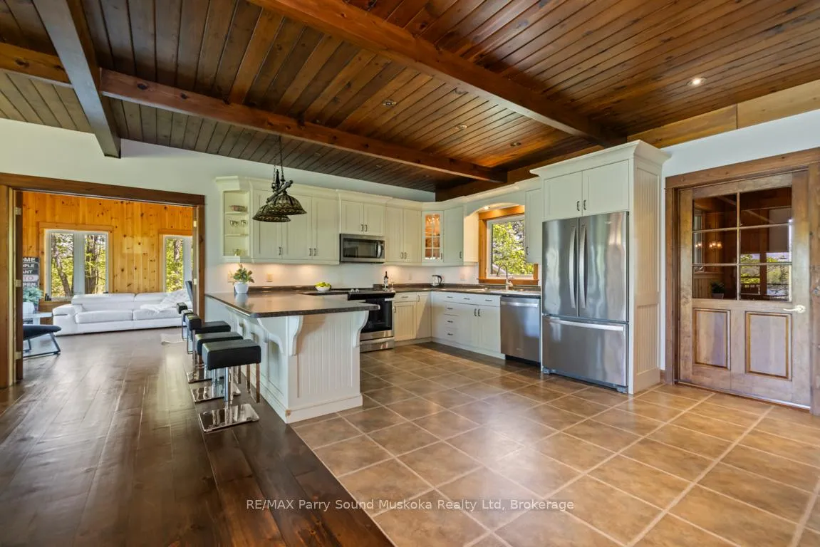 Photo 22 of 48 White Birch Drive, Seguin — HOMEH
