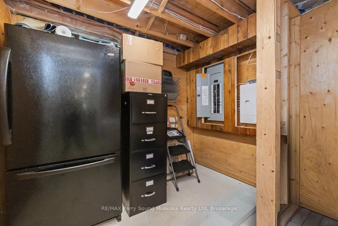 Photo 43 of 48 White Birch Drive, Seguin — HOMEH