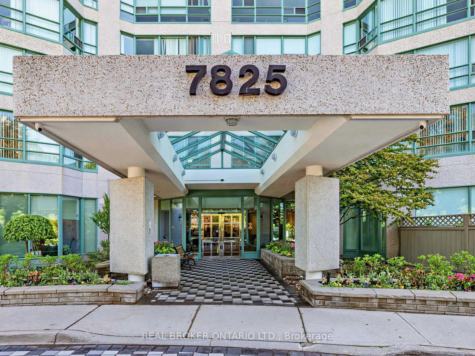 Photo 2 of Unit 303, 7825 Bayview Avenue, Markham, Aileen-Willowbrook — HOMEH