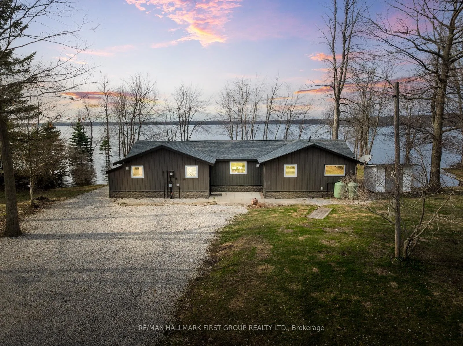 Photo of 6386 Bluebird Street