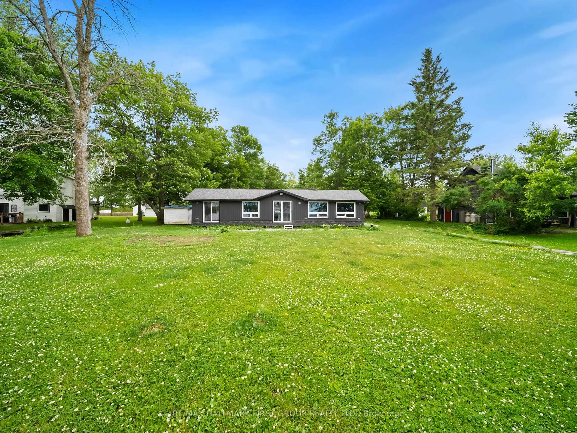 Photo 2 of 6386 Bluebird Street, Ramara, Rural Ramara — HOMEH
