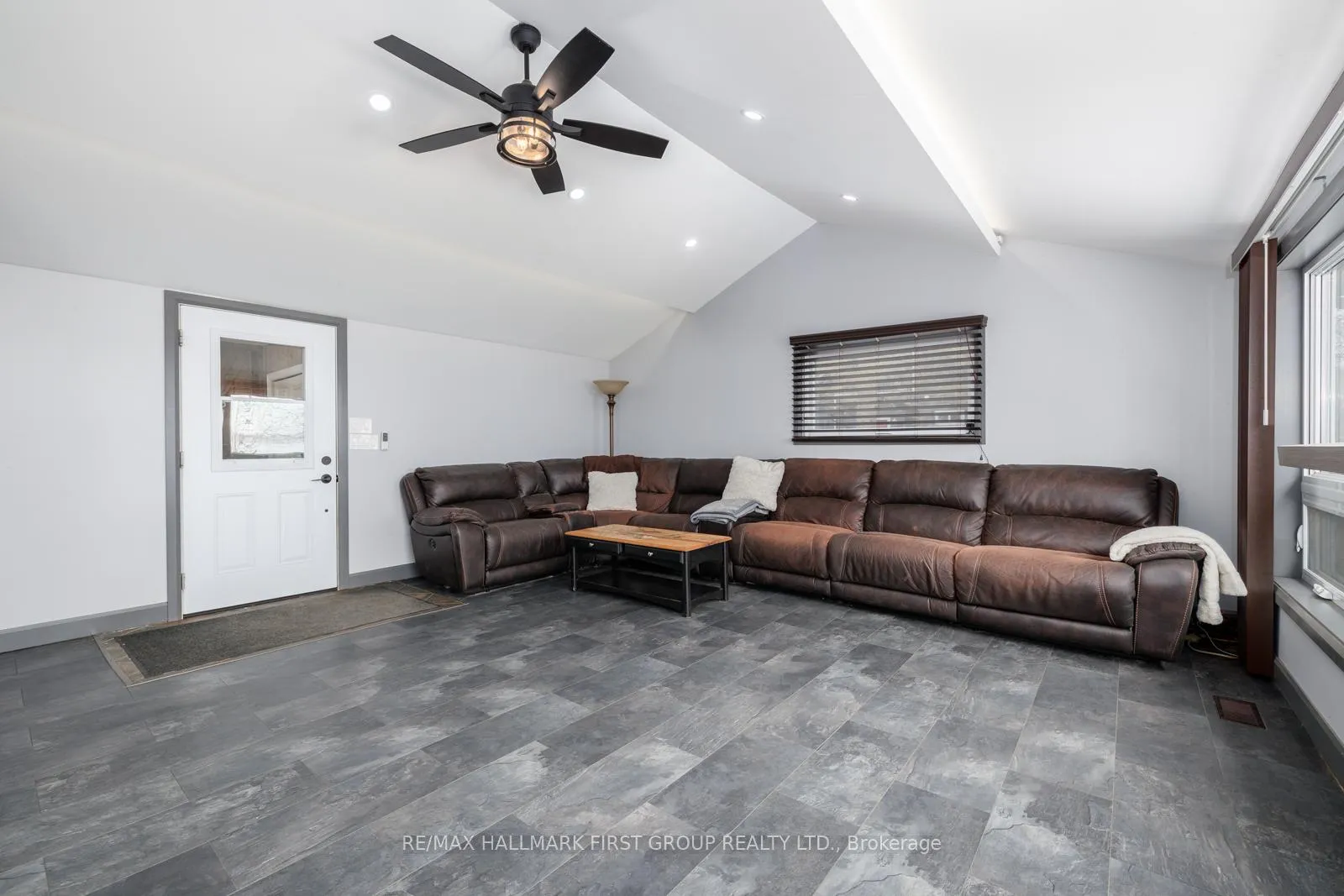 Photo 7 of 6386 Bluebird Street, Ramara, Rural Ramara — HOMEH