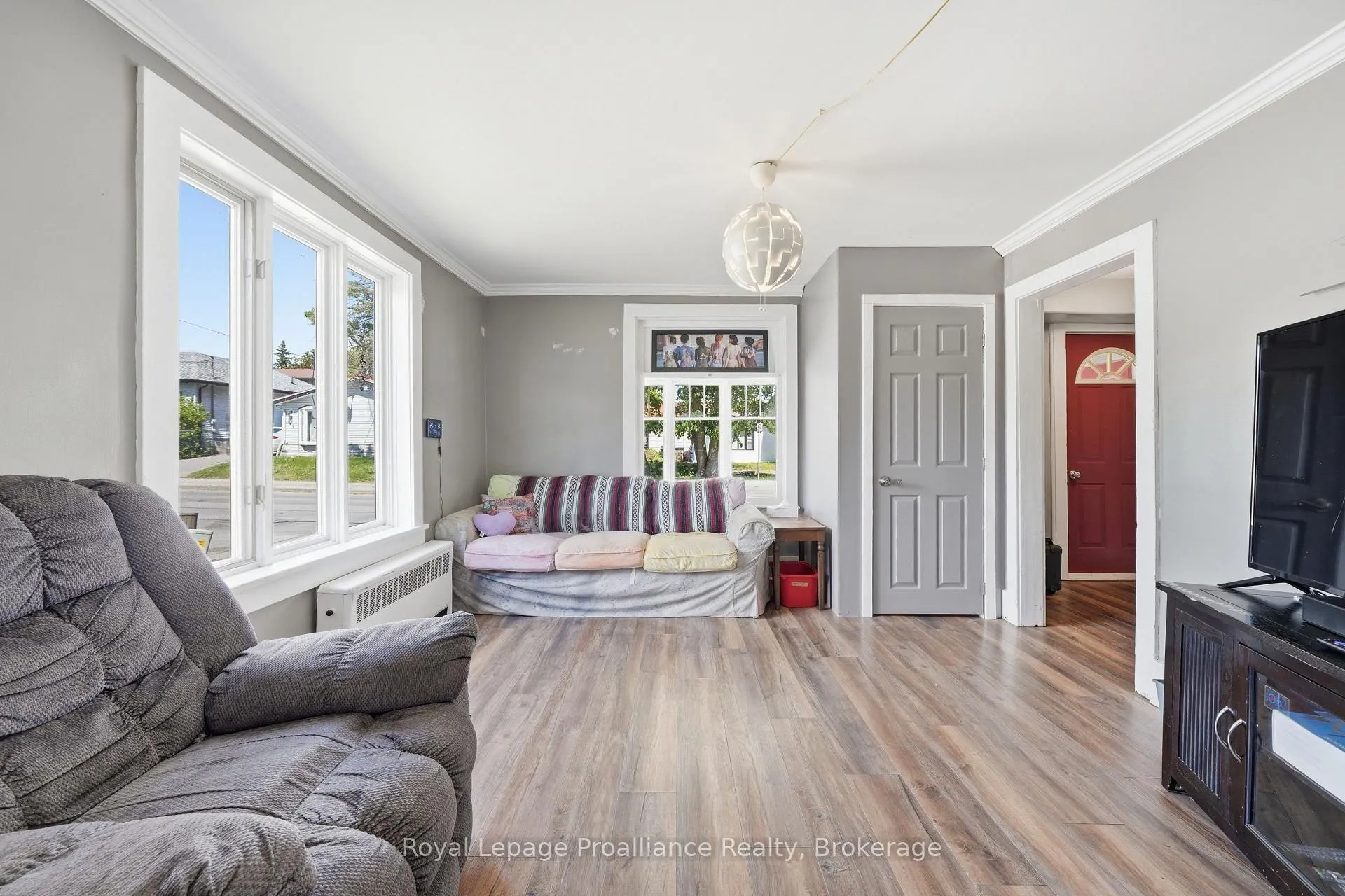Photo 10 of 142 West Street, Quinte West, Trenton Ward — HOMEH