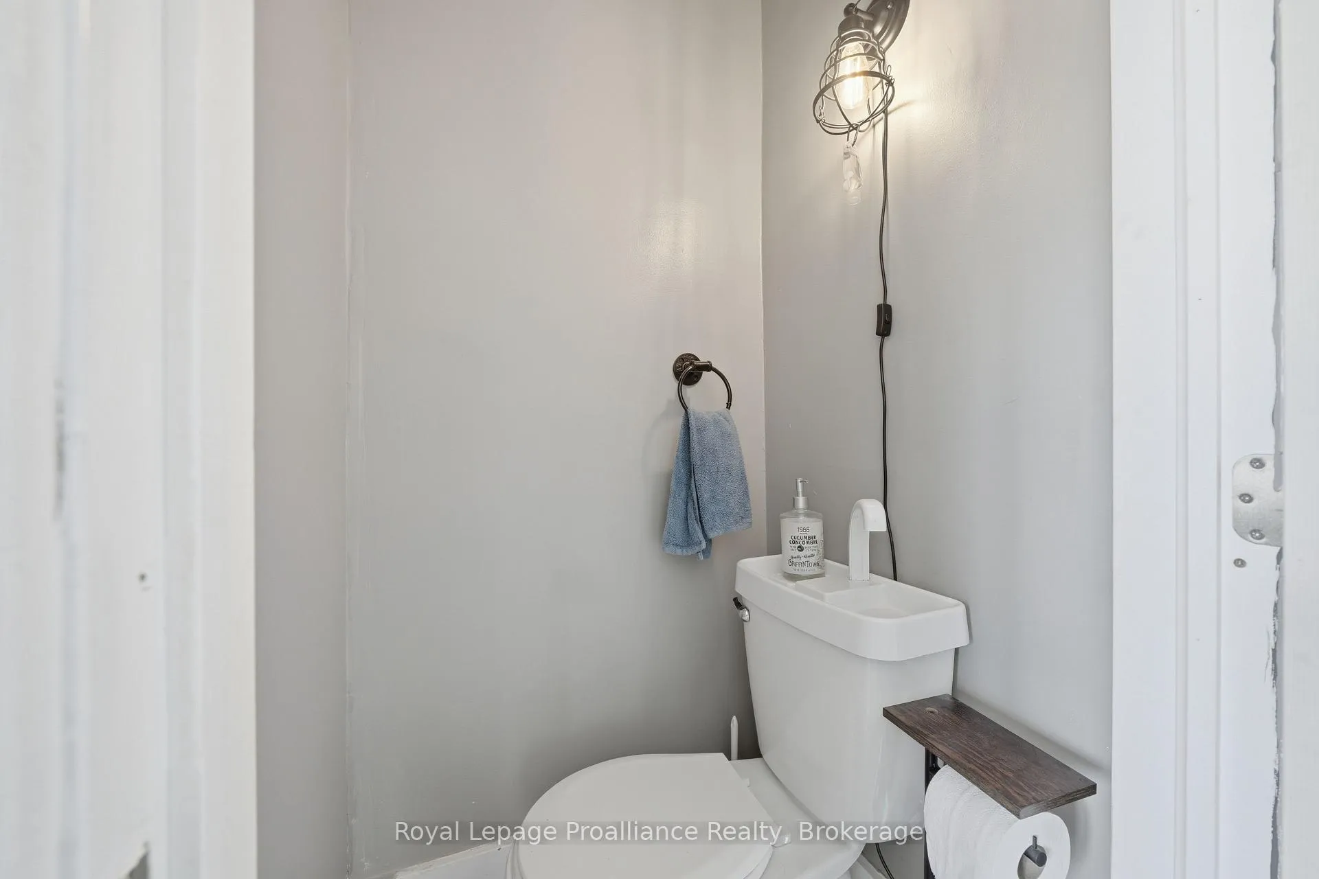 Photo 32 of 142 West Street, Quinte West, Trenton Ward — HOMEH
