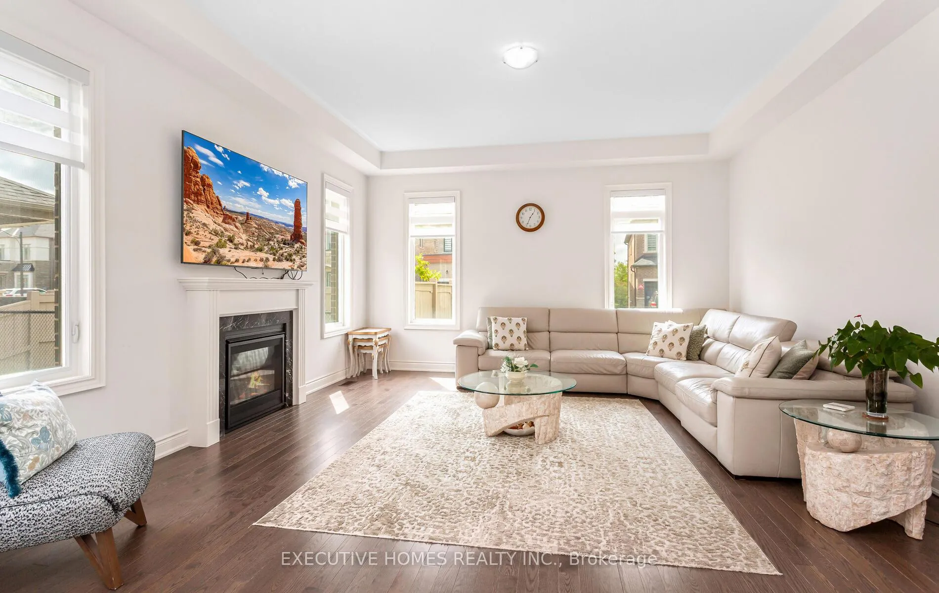 Photo 13 of 77 Pond View Gate, Hamilton, Waterdown — HOMEH