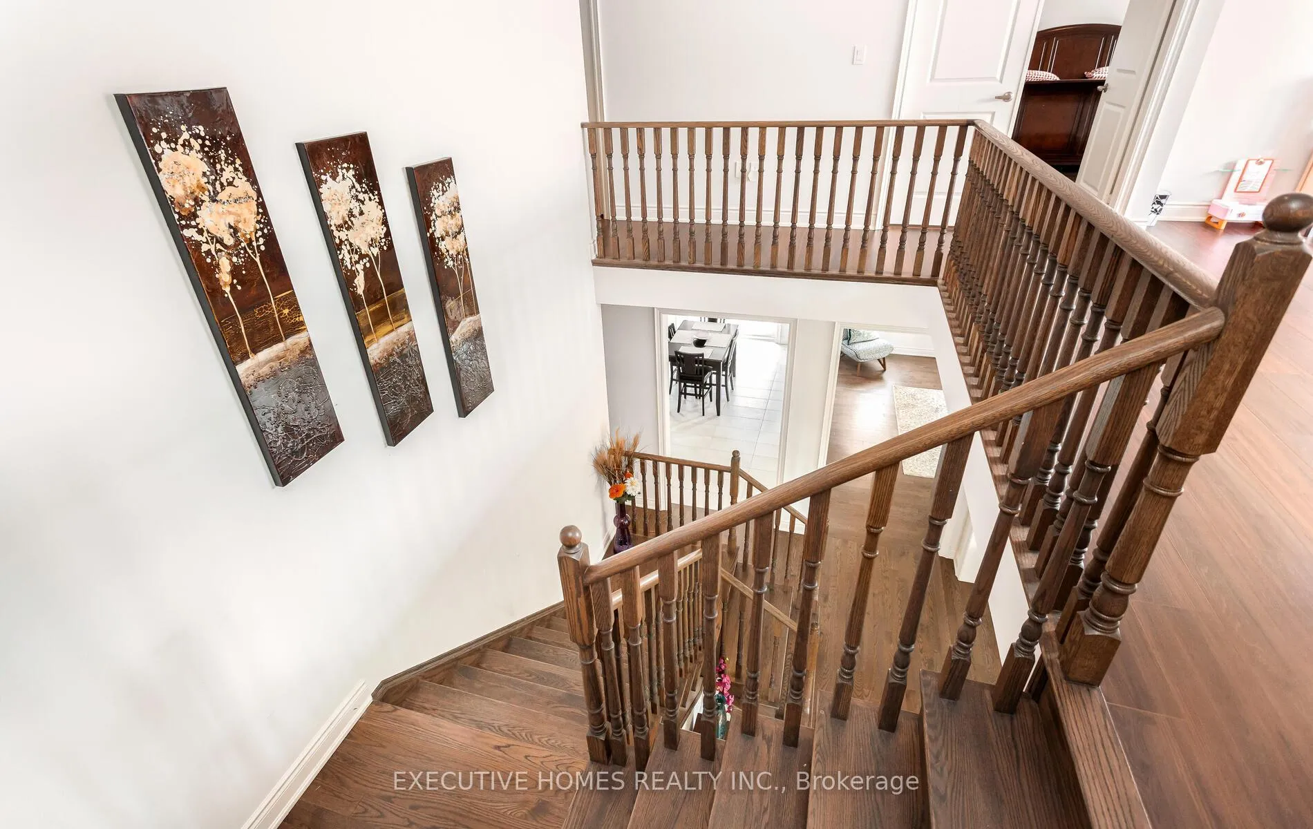 Photo 25 of 77 Pond View Gate, Hamilton, Waterdown — HOMEH