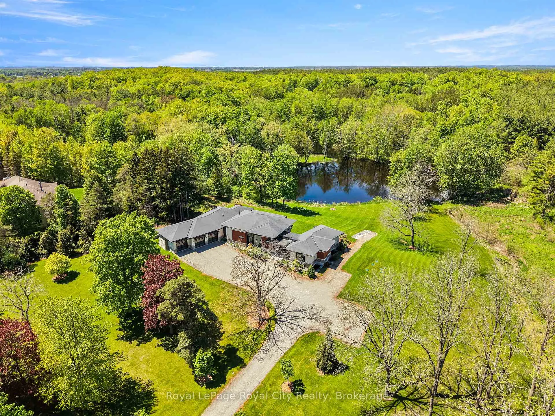 Photo 3 of 164 Hume Road, Puslinch, Rural Puslinch East — HOMEH