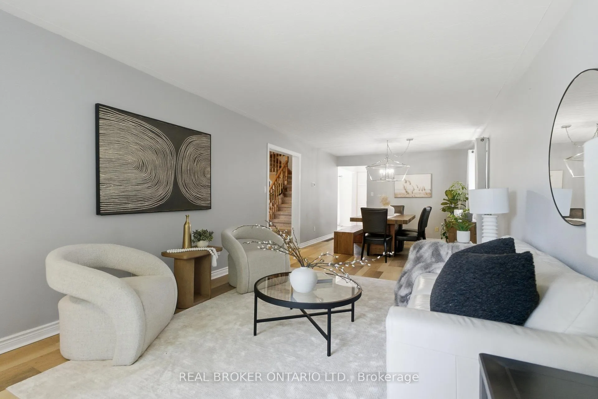 Photo 15 of 9717 Dickenson Road W, Hamilton, Mount Hope — HOMEH
