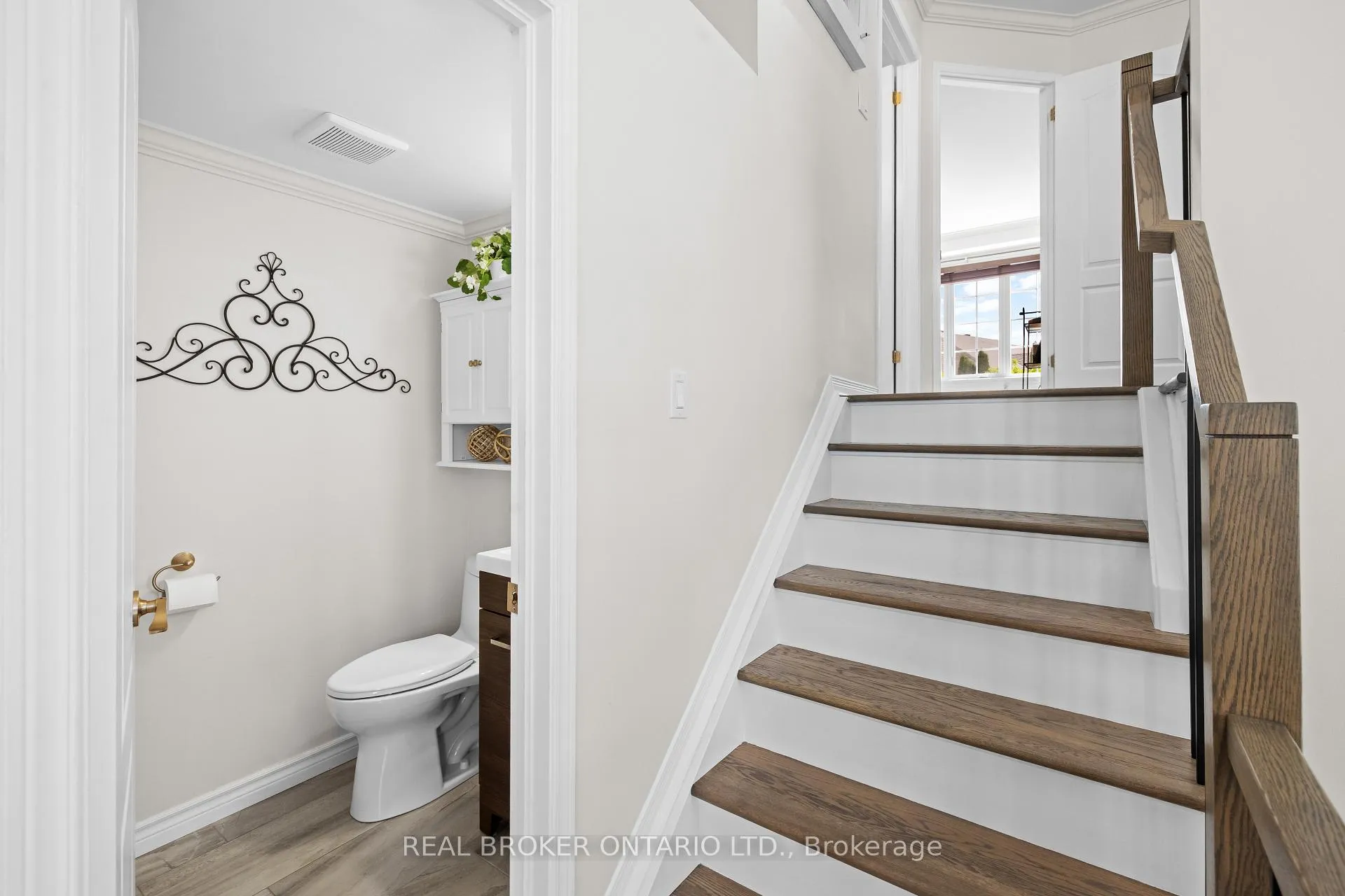 Photo 26 of 124 Macassa Circle, Ottawa, Kanata - Kanata Lakes/Heritage Hills — HOMEH