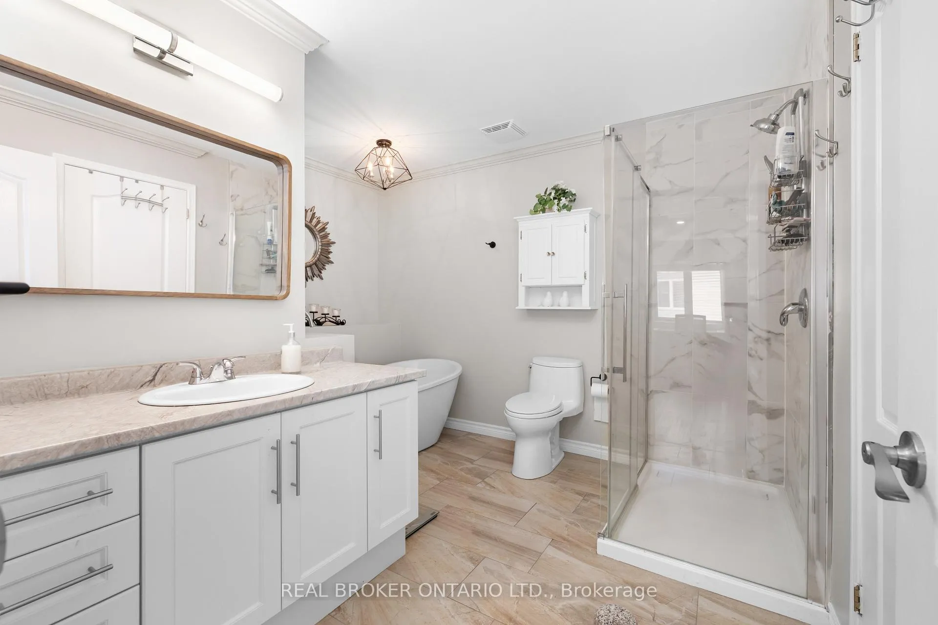 Photo 35 of 124 Macassa Circle, Ottawa, Kanata - Kanata Lakes/Heritage Hills — HOMEH