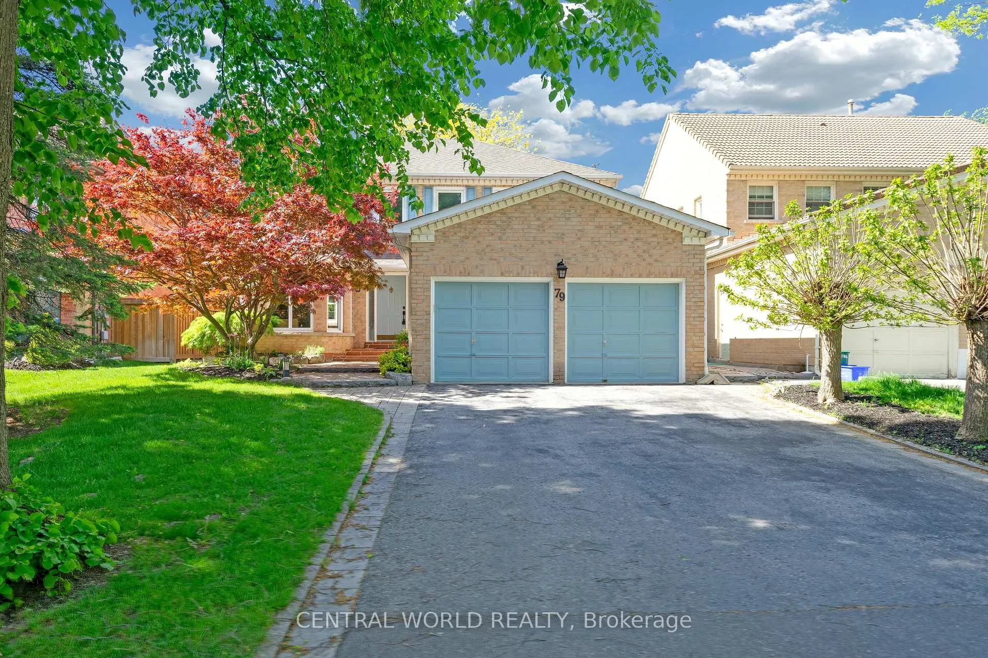 Photo 1 of 79 Woodman's Chart, Markham, Unionville — HOMEH