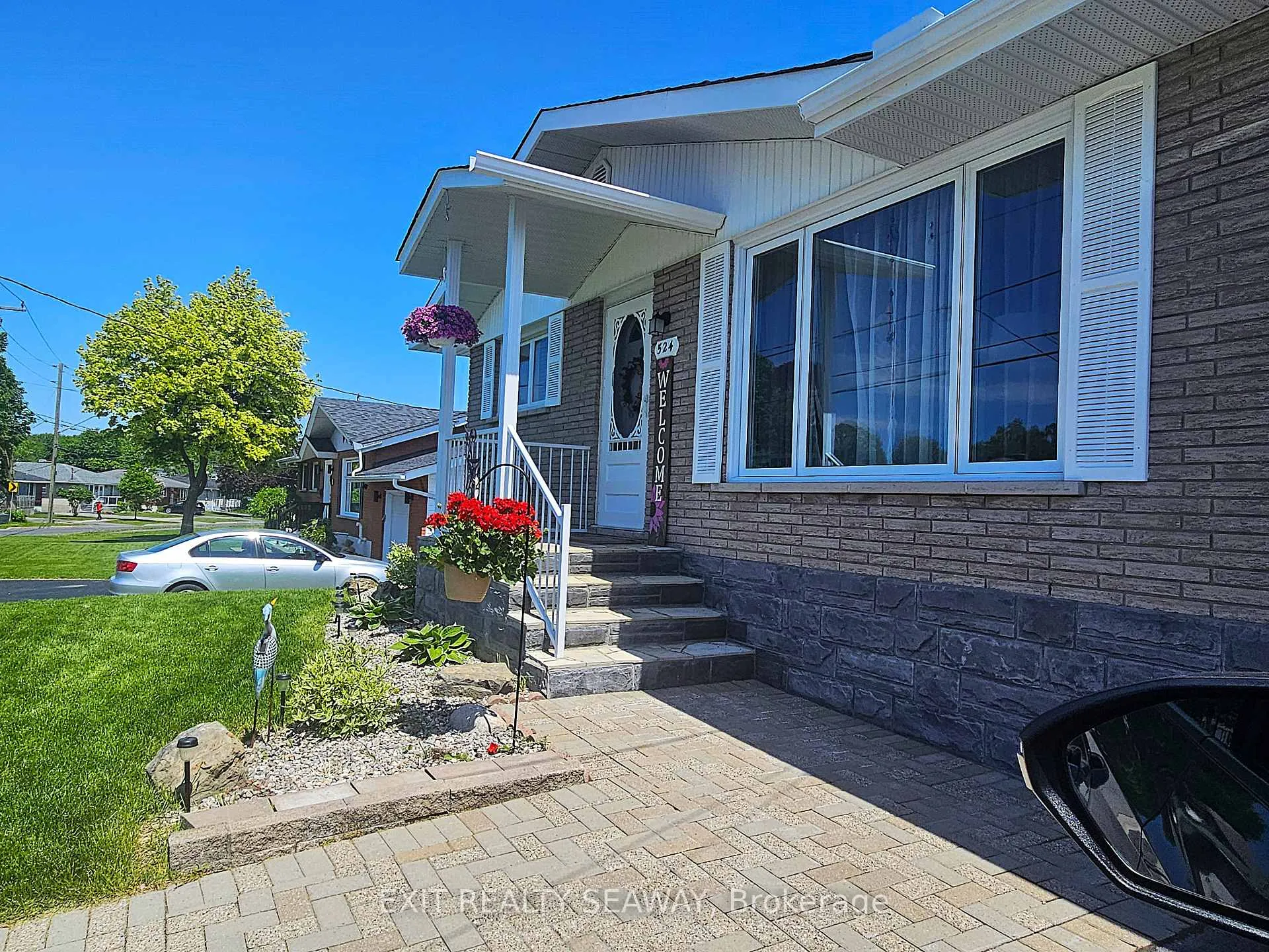 Photo 2 of 524 Anthony Street, Cornwall — HOMEH