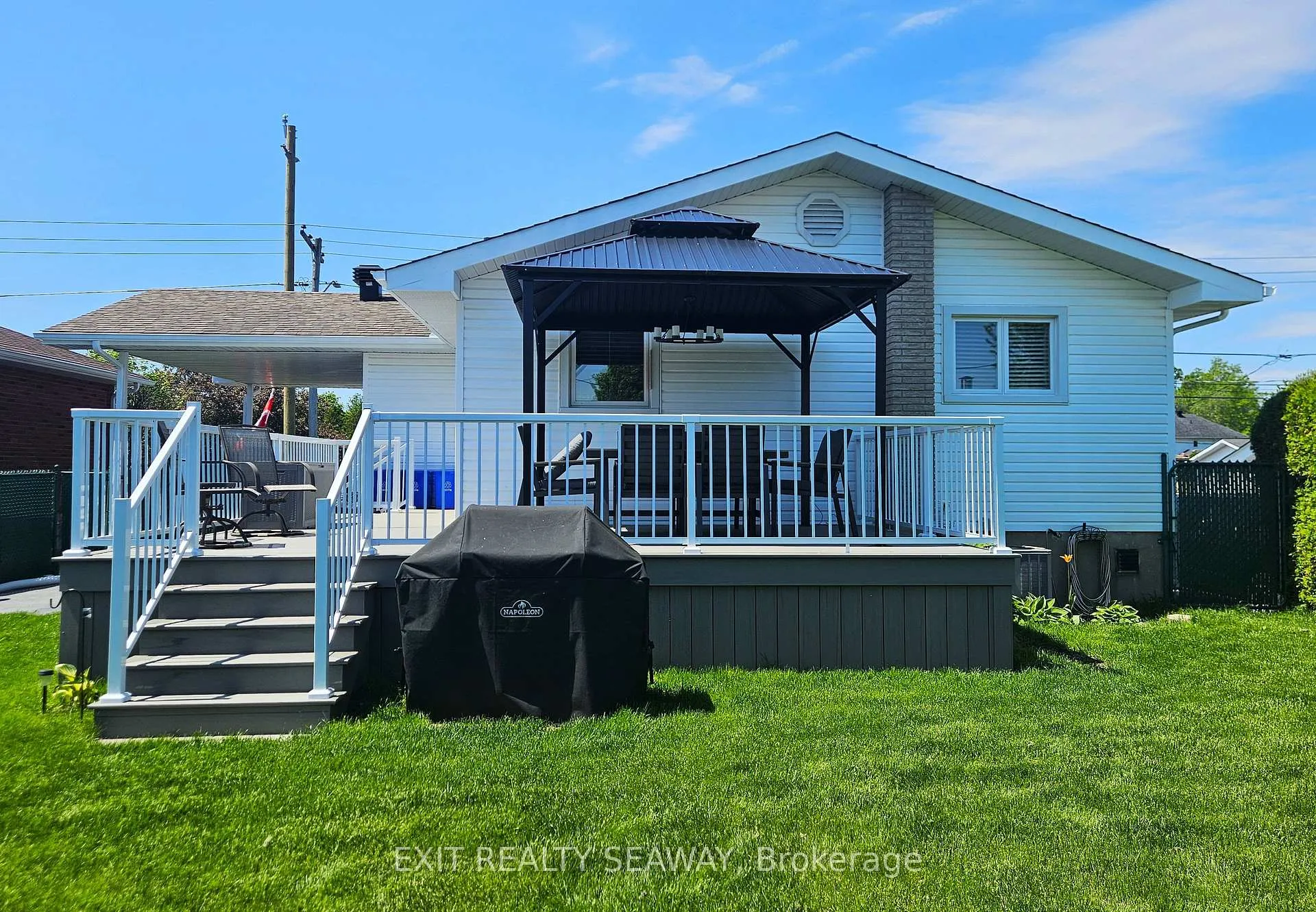 Photo 4 of 524 Anthony Street, Cornwall — HOMEH
