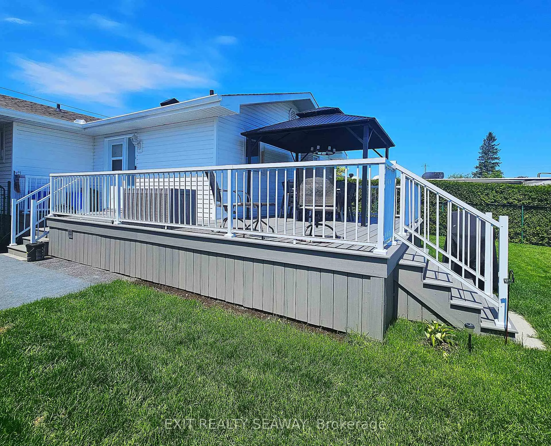 Photo 6 of 524 Anthony Street, Cornwall — HOMEH