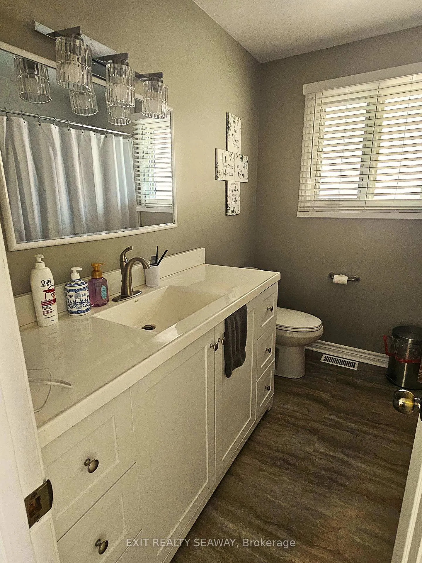 Photo 10 of 524 Anthony Street, Cornwall — HOMEH