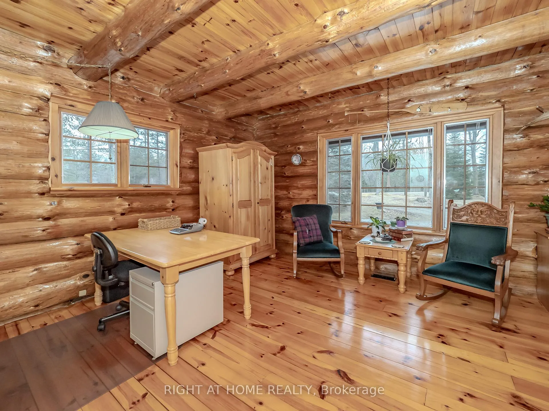 Photo 12 of 1696 Highway 118 E, Bracebridge, Draper — HOMEH