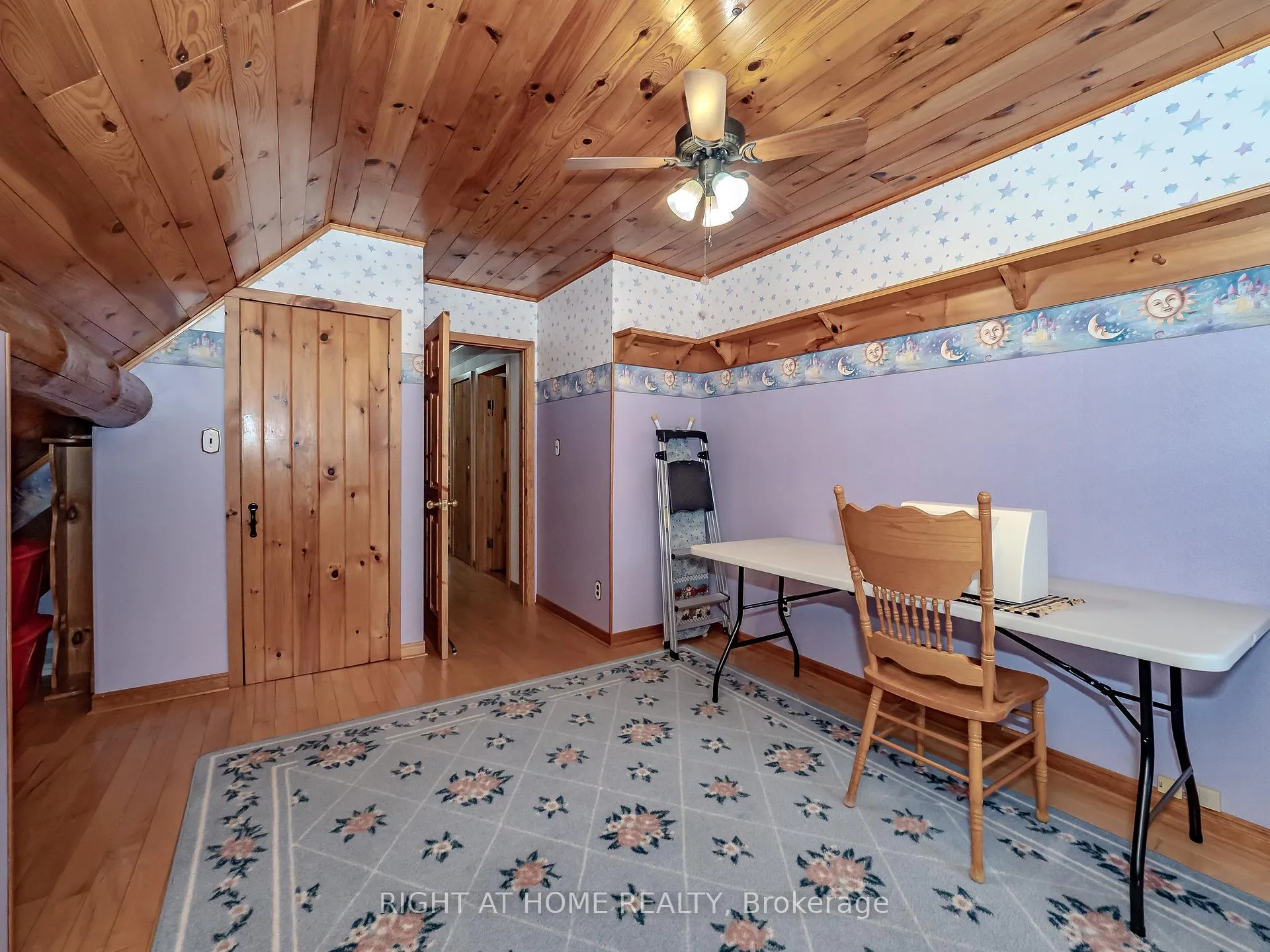 Photo 23 of 1696 Highway 118 E, Bracebridge, Draper — HOMEH