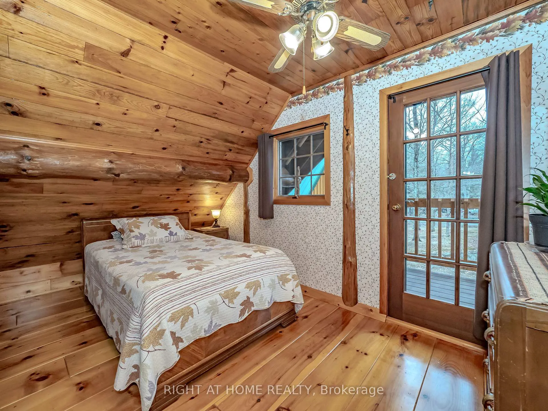 Photo 24 of 1696 Highway 118 E, Bracebridge, Draper — HOMEH