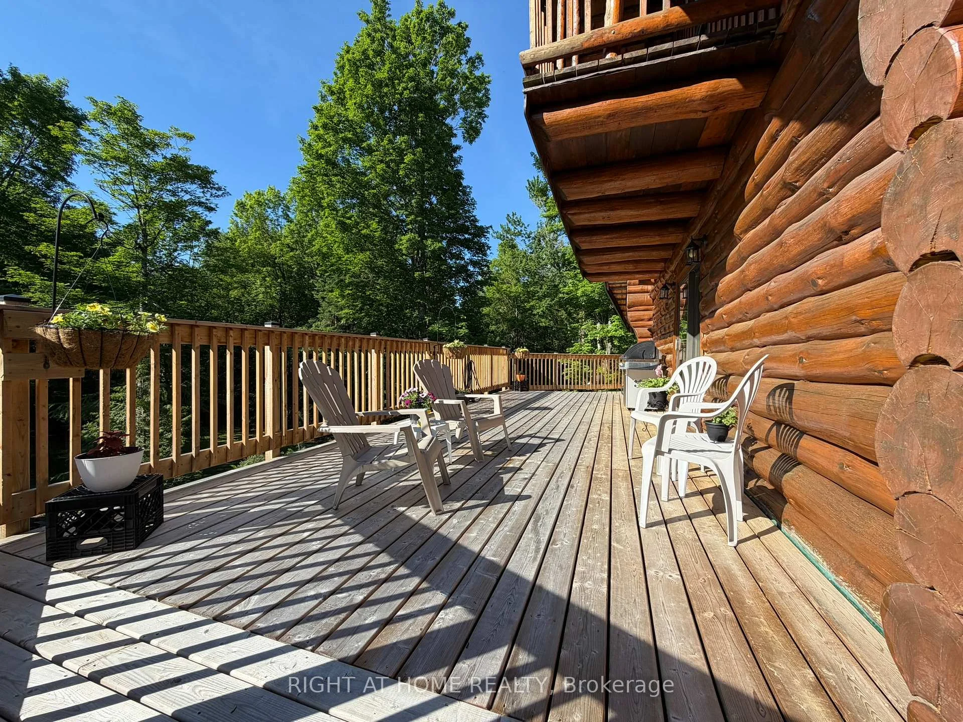 Photo 4 of 1696 Highway 118 E, Bracebridge, Draper — HOMEH
