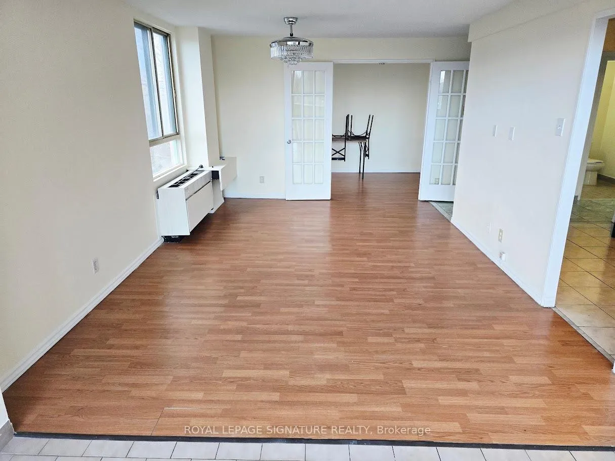 Photo 11 of Unit 213, 41 Markbrook Lane, Etobicoke, Mount Olive-Silverstone-Jamestown — HOMEH
