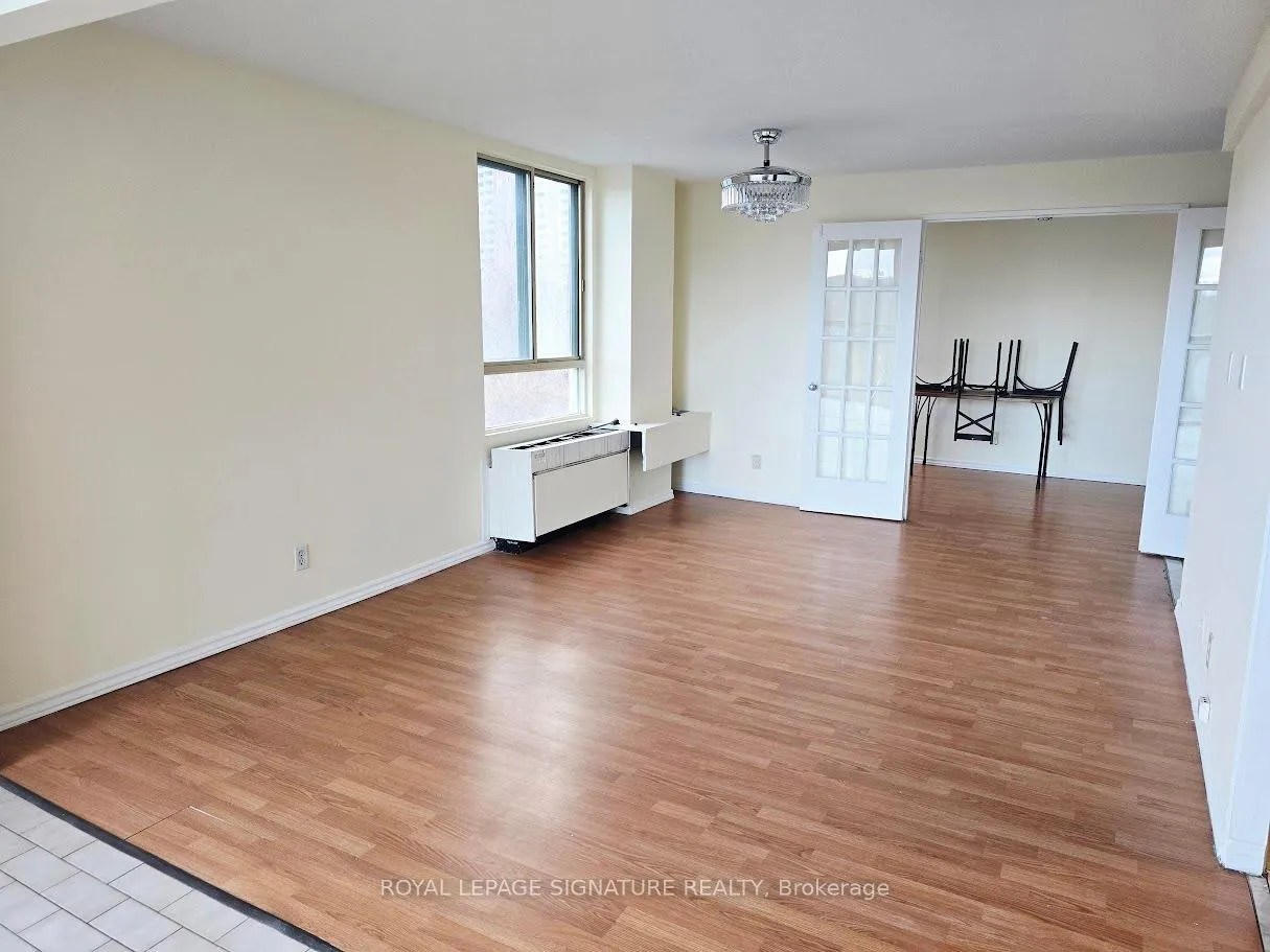 Photo 13 of Unit 213, 41 Markbrook Lane, Etobicoke, Mount Olive-Silverstone-Jamestown — HOMEH